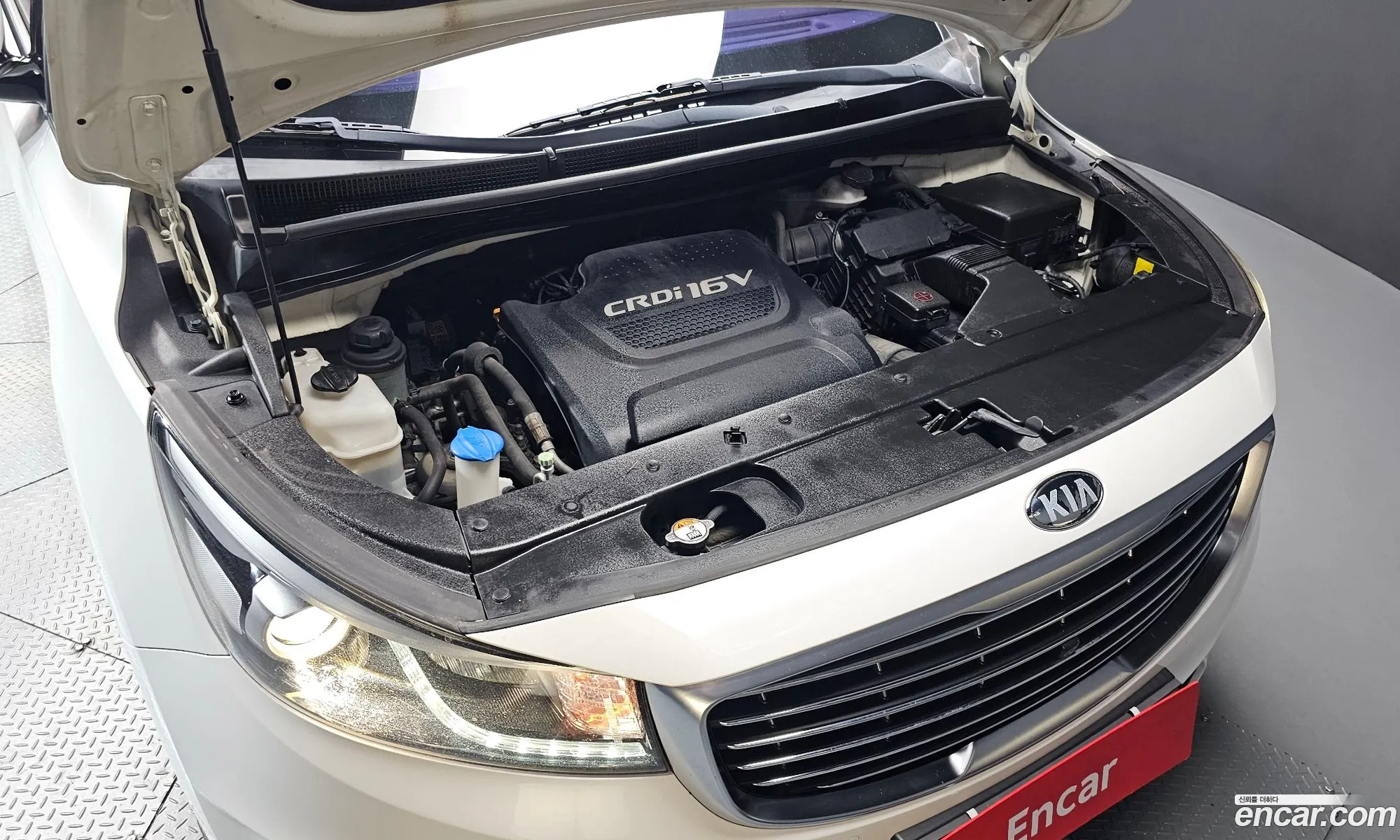 Kia Carnival 2017 KNAME81ABJS356137 — 19