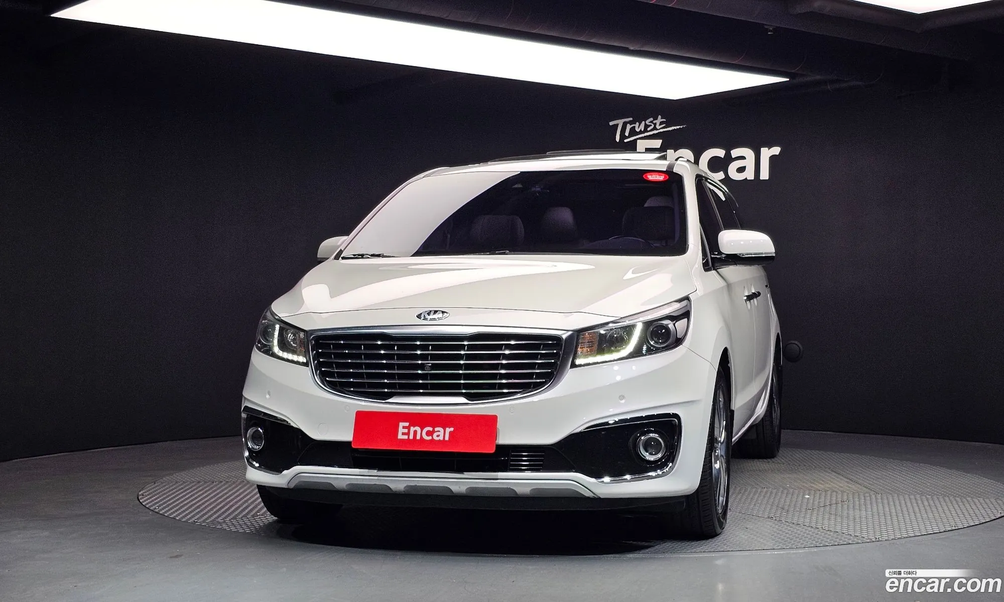 Kia Carnival 2017 KNAME81ABJS356137 — 8