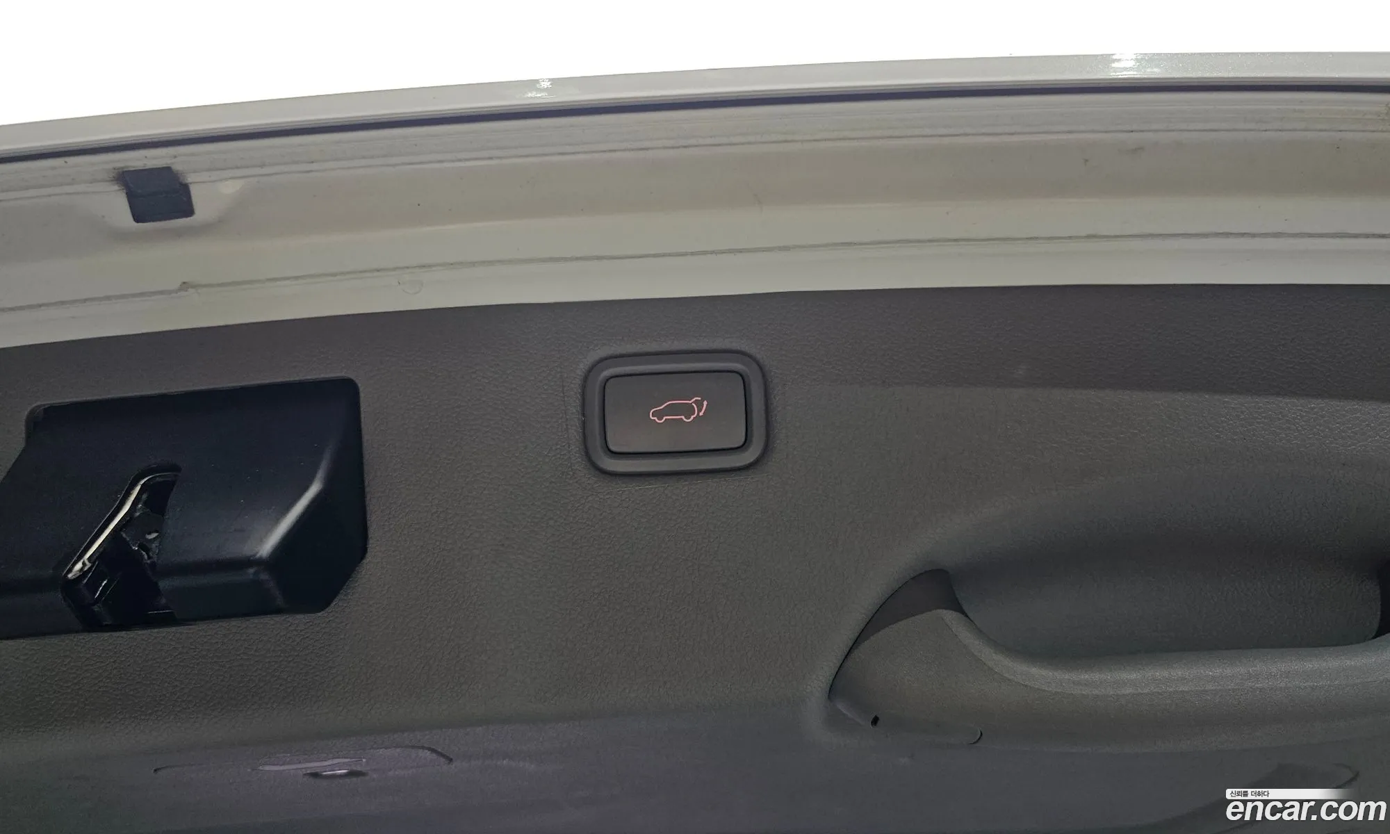 Kia Carnival 2017 KNAME81ABJS356137 — 18