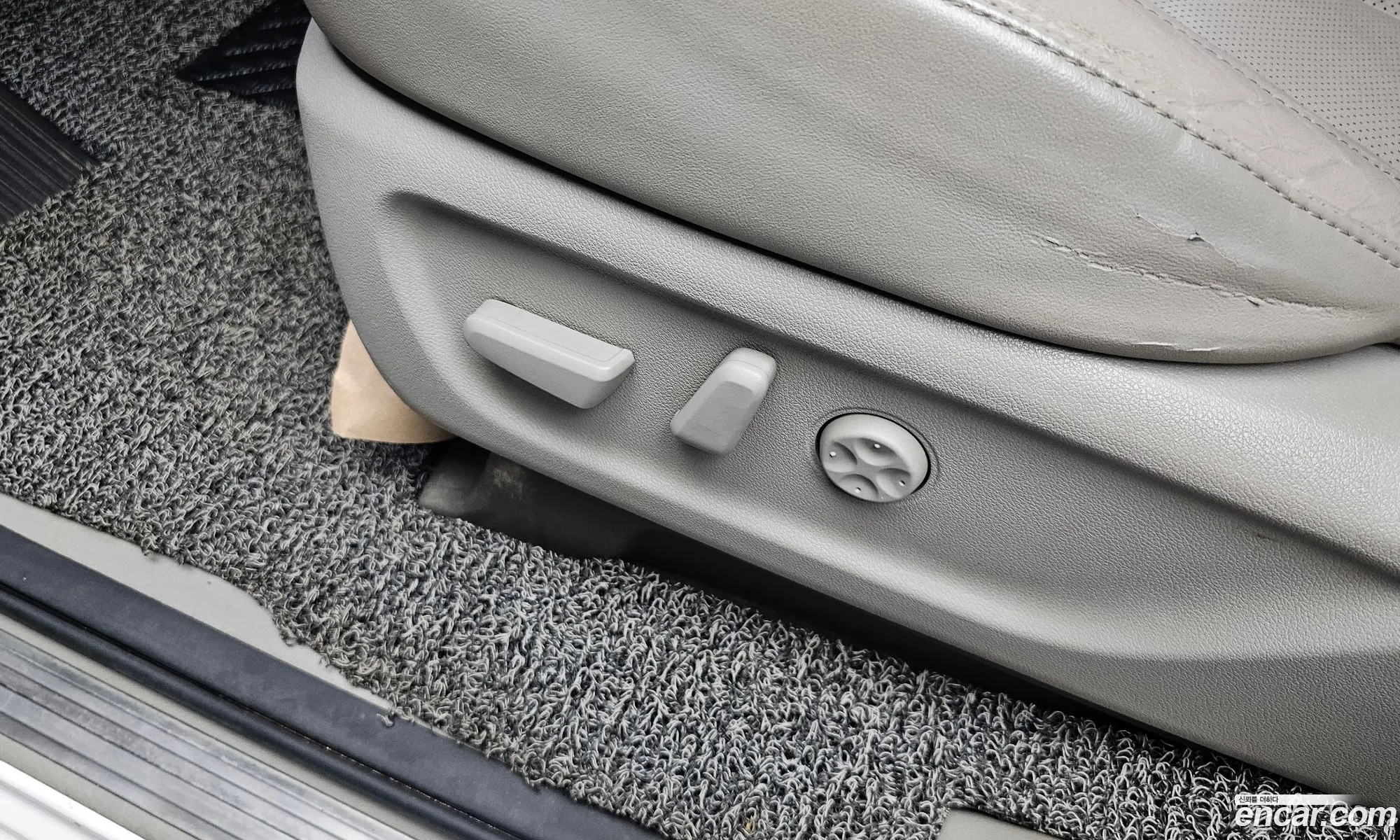 Kia Carnival 2017 KNAME81ABJS356137 — 14