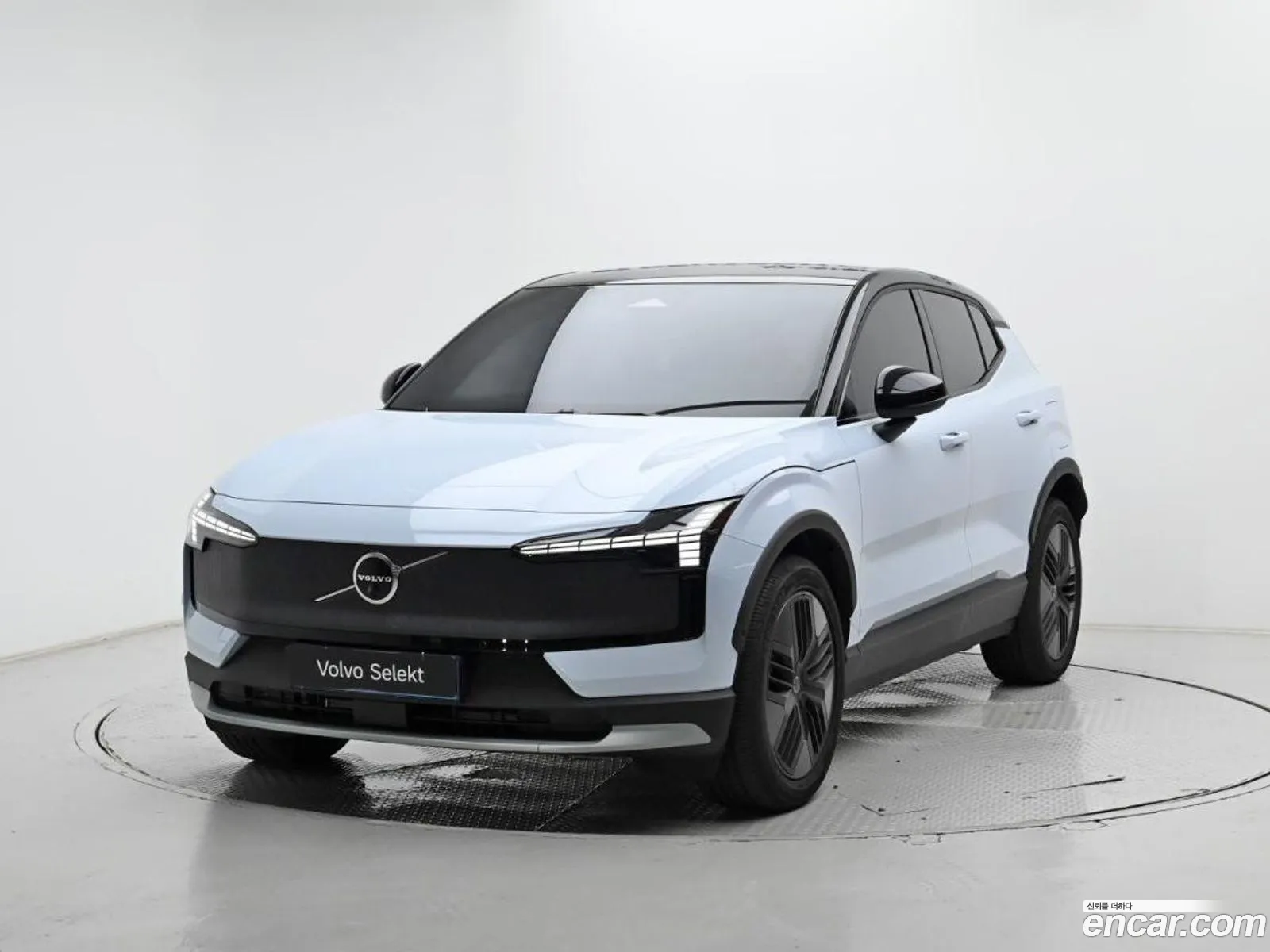 Volvo EX30 Cross Country 2025 — 20