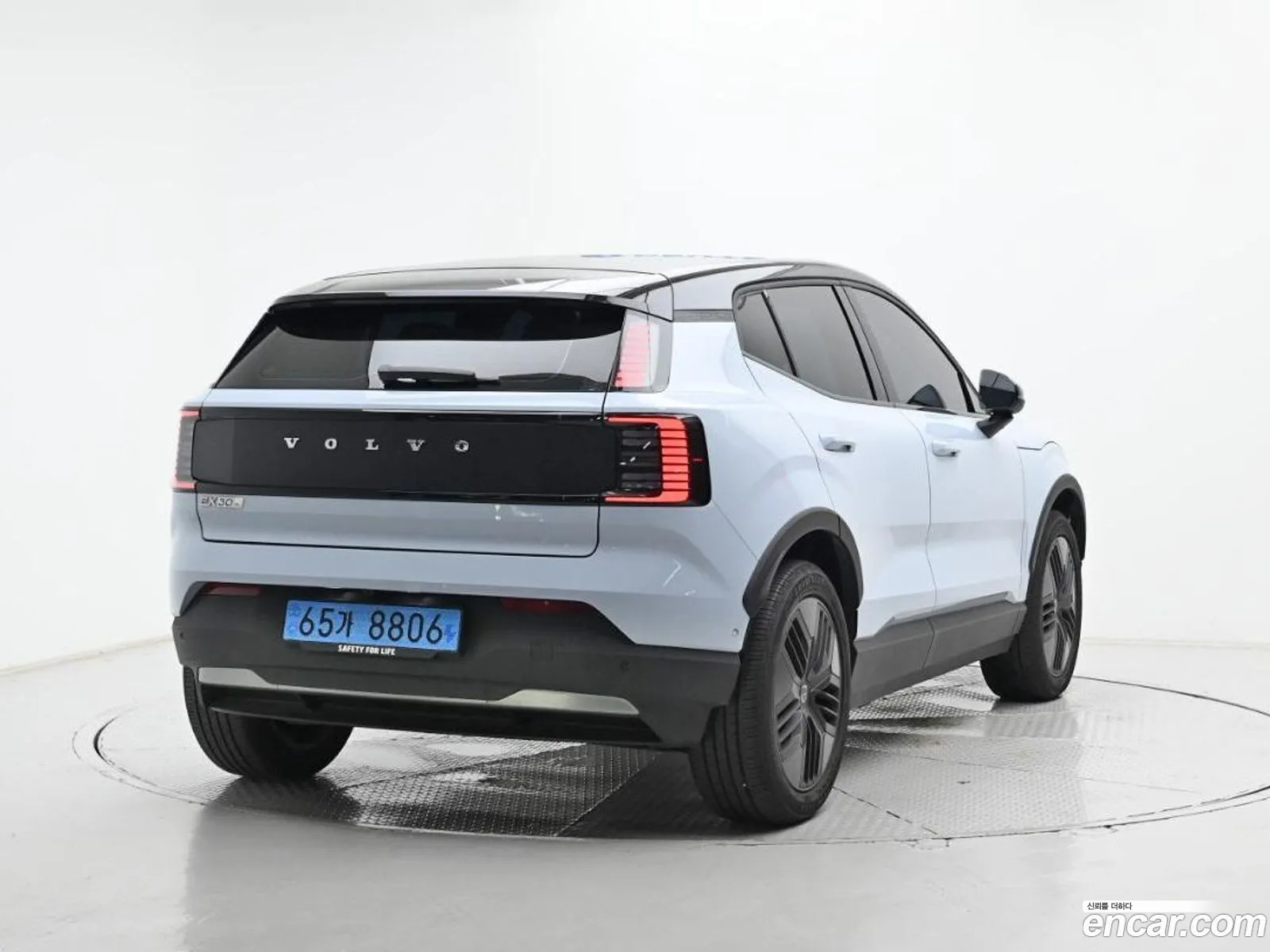 Volvo EX30 Cross Country
