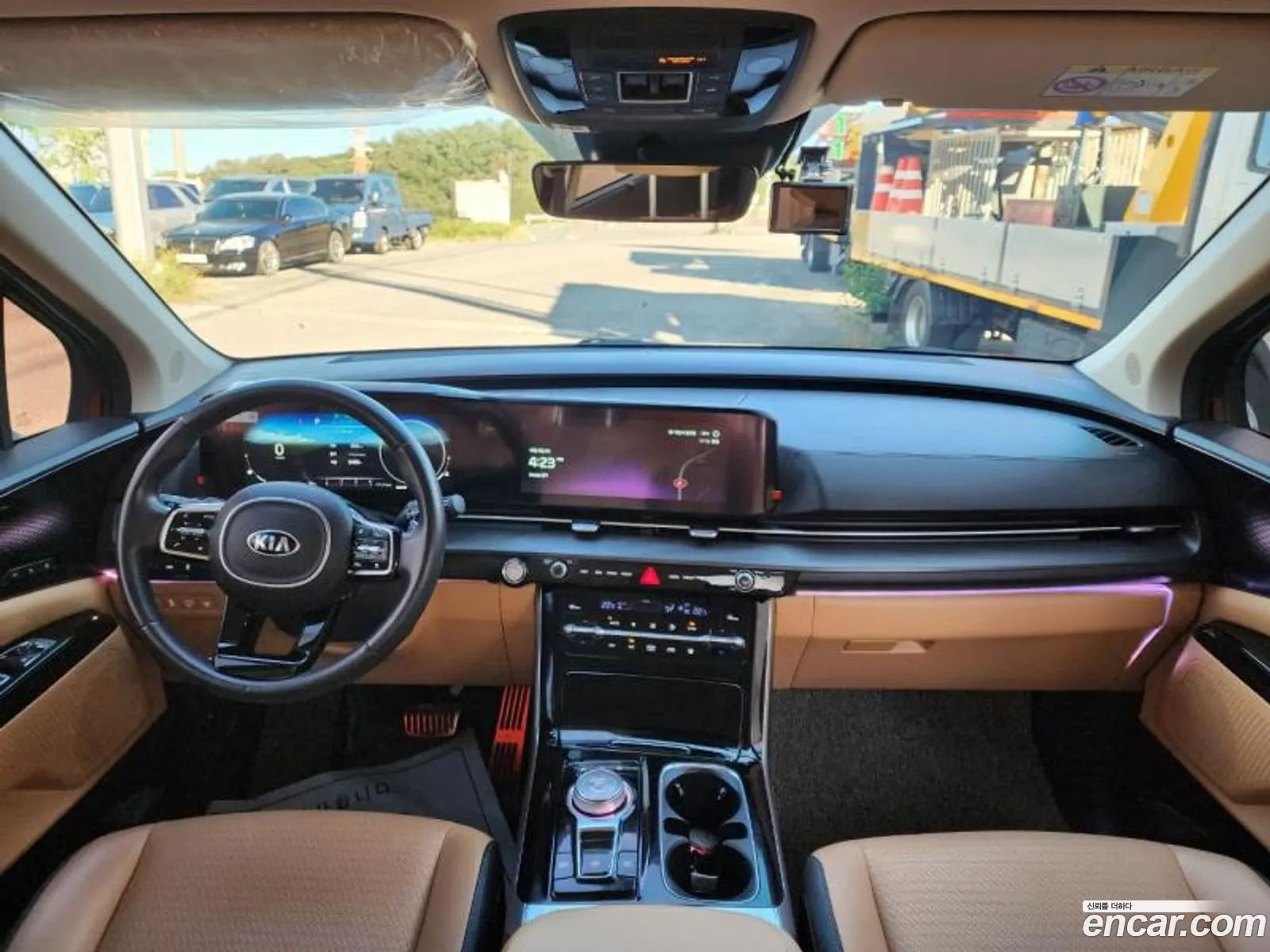 Kia Carnival 2021 — 8