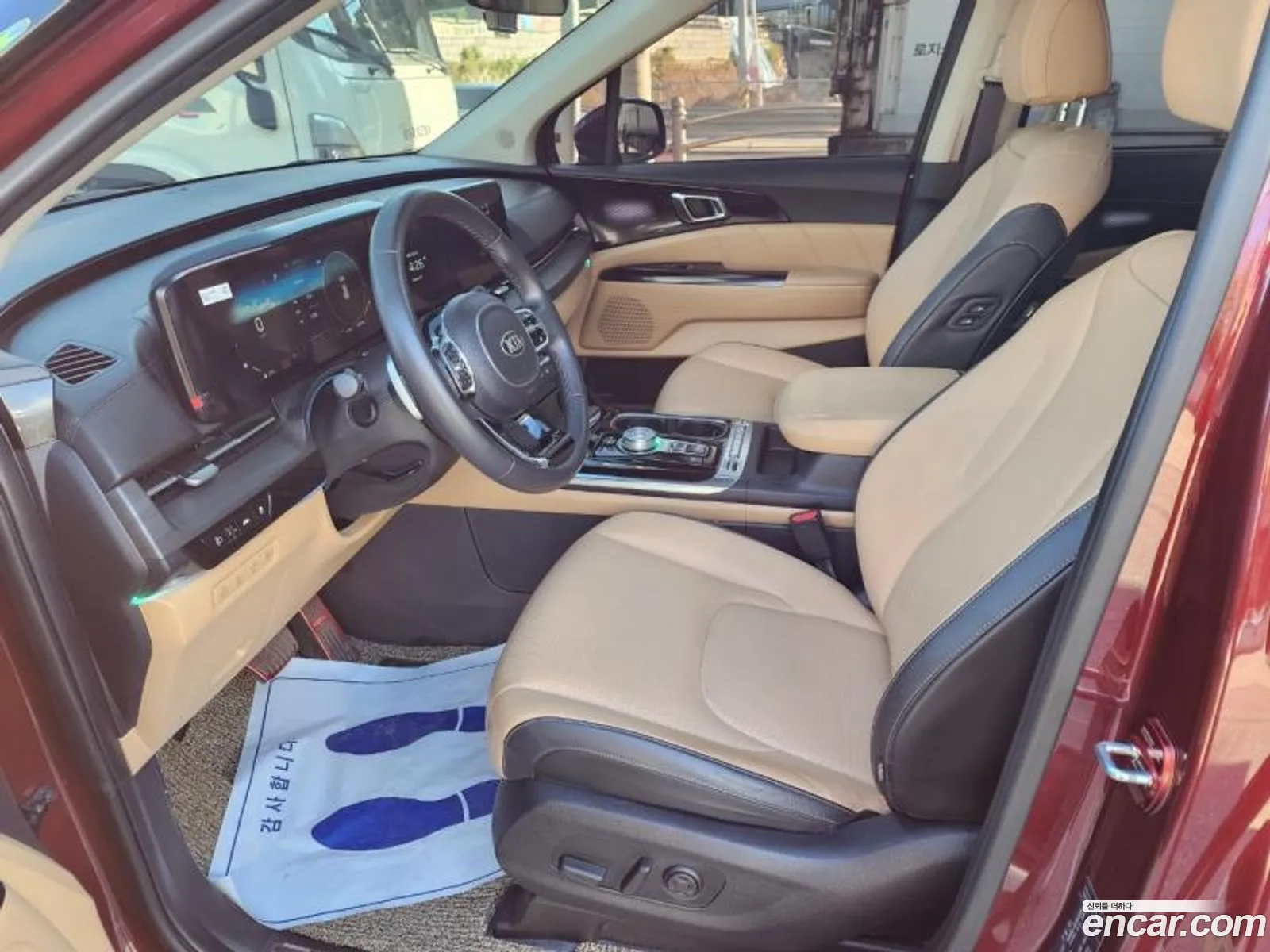 Kia Carnival 2021 — 3