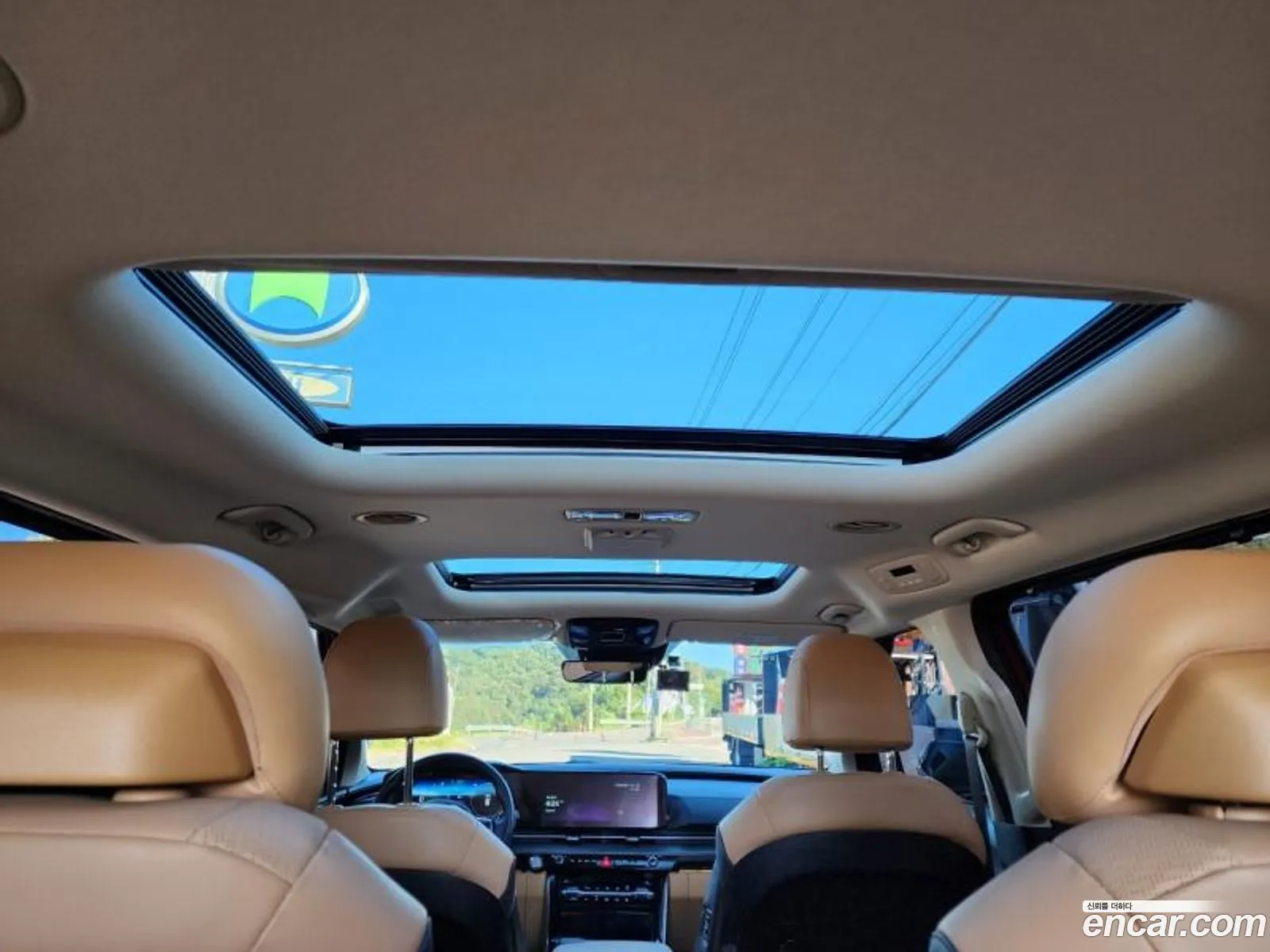 Kia Carnival 2021 — 4