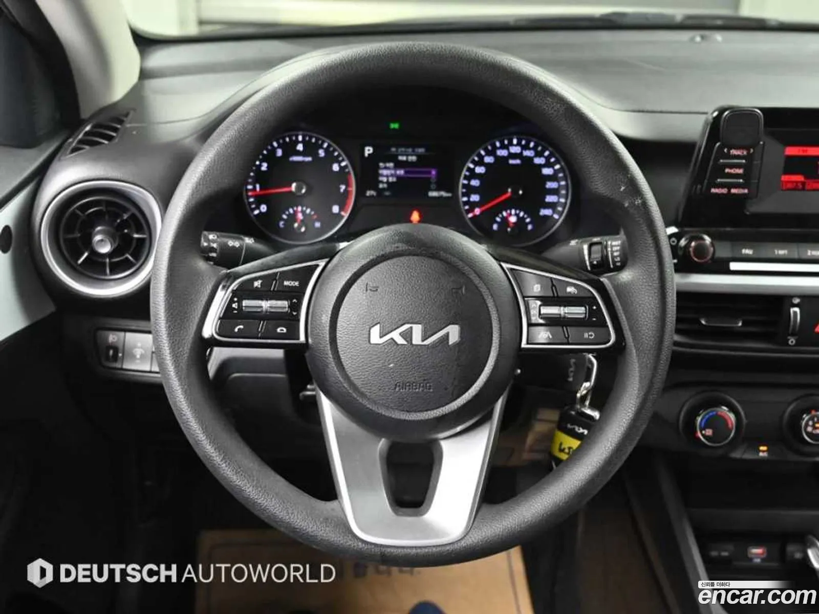 Kia K3 2022 — 16