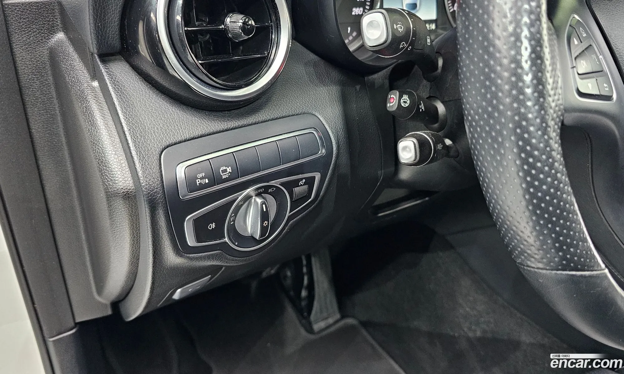 Mercedes-Benz GLC-Class X253 2018 — 25