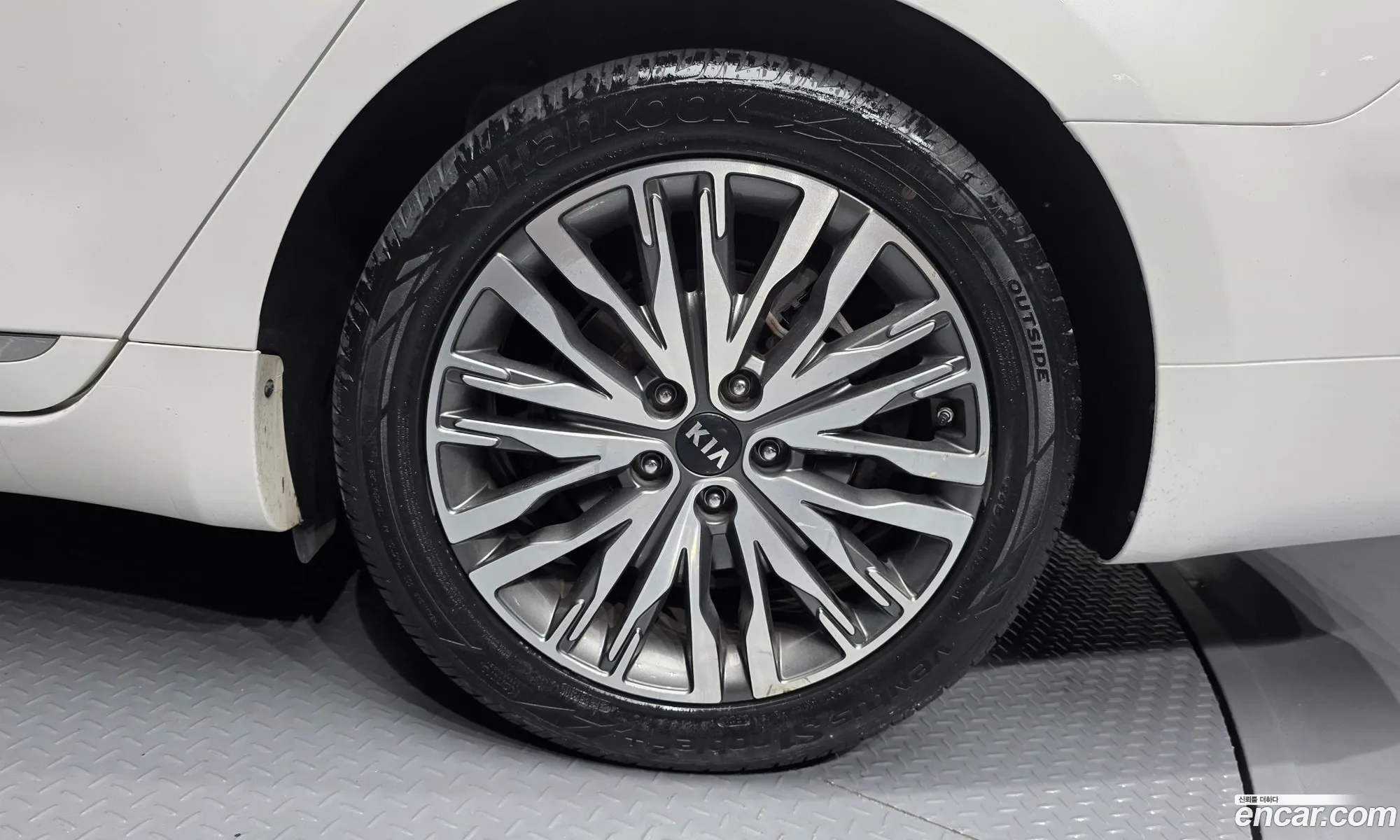 Kia K7 Premier 2020 KNALC41BBLA216089 — 28
