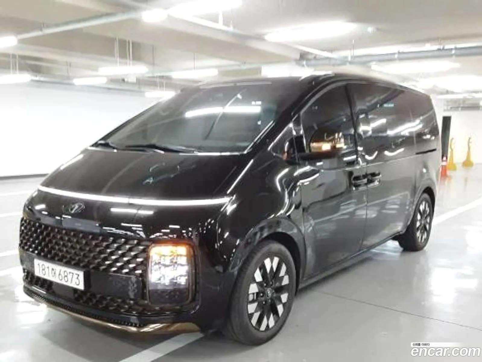 Hyundai Staria 2024 — 16