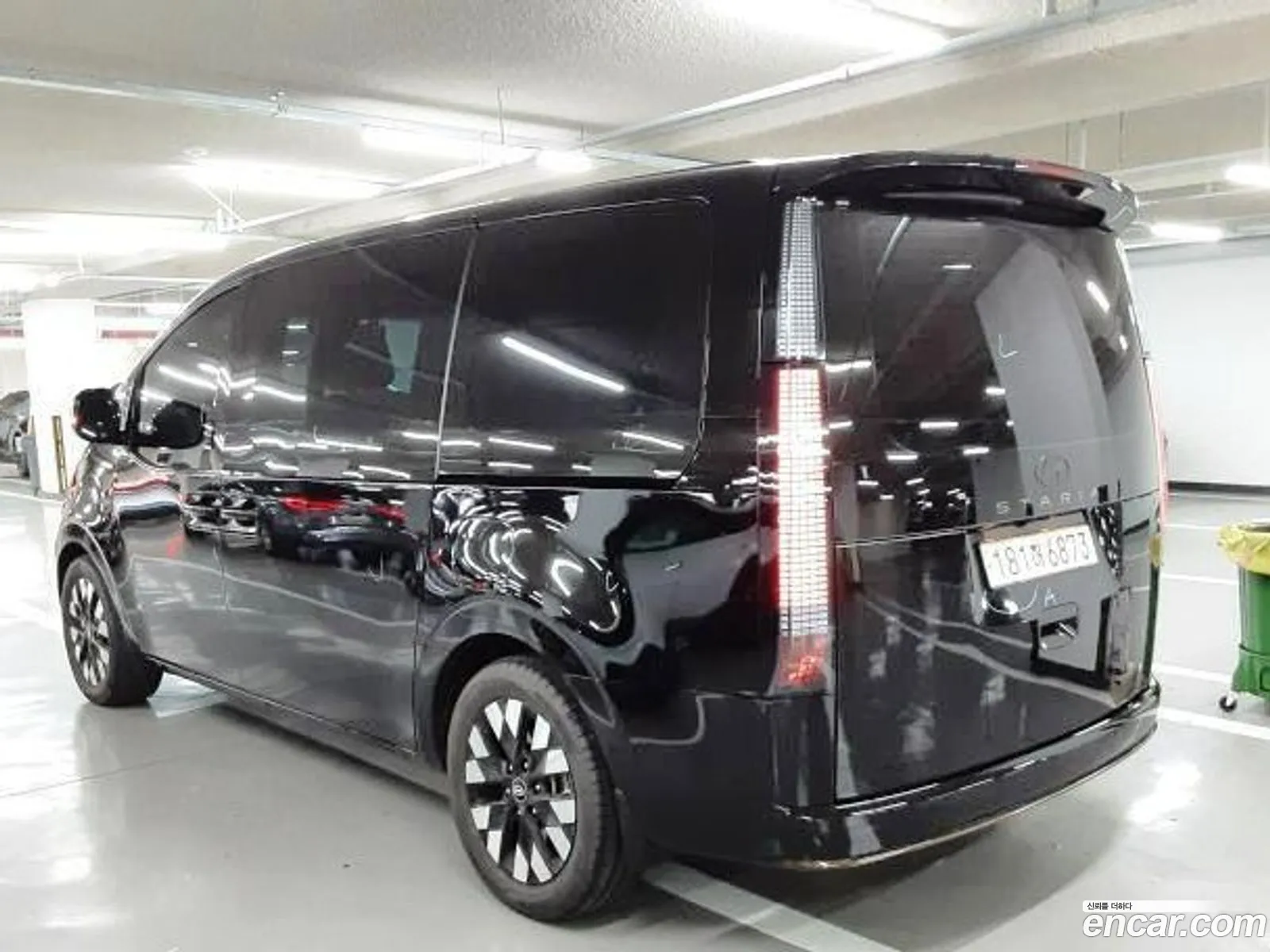 Hyundai Staria 2024 — 2