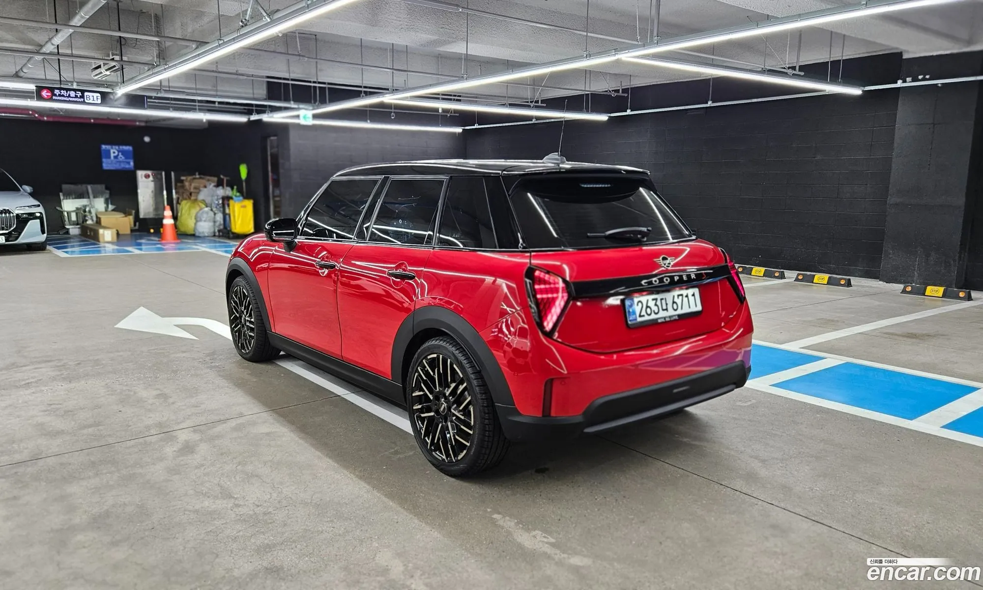 Mini Cooper S 2024 — 3