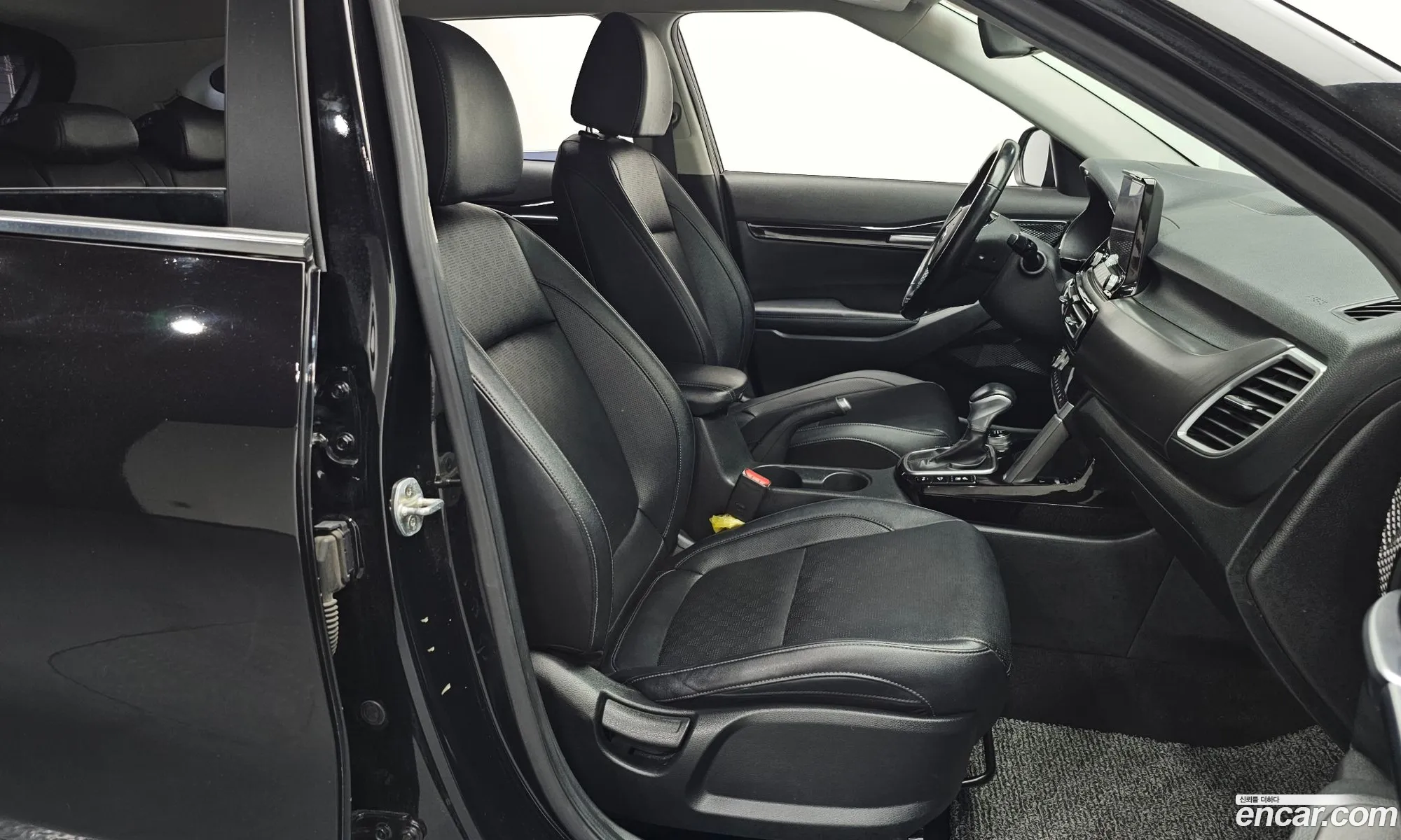 Kia Seltos 2020 KNAES815GLK051210 — 15