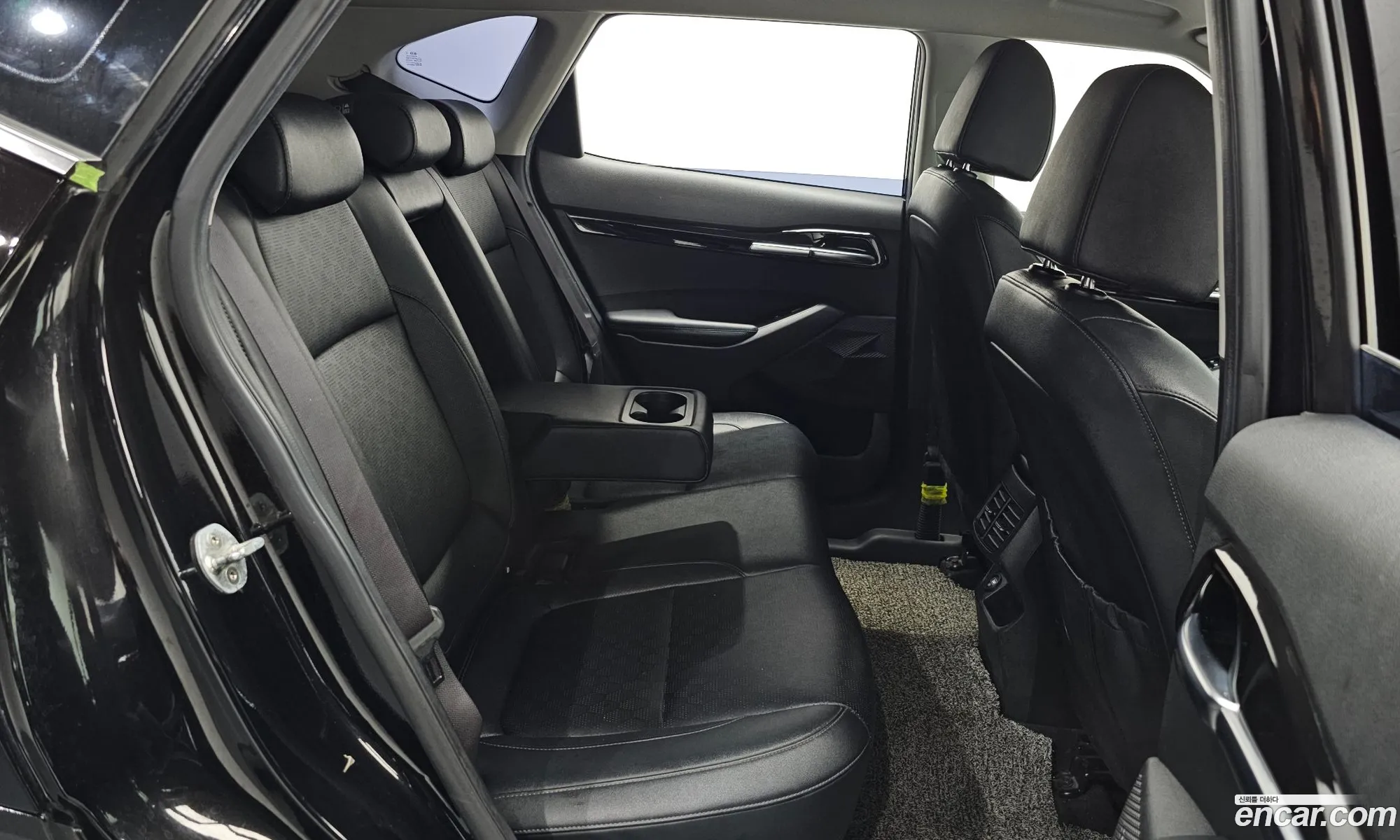 Kia Seltos 2020 KNAES815GLK051210 — 23