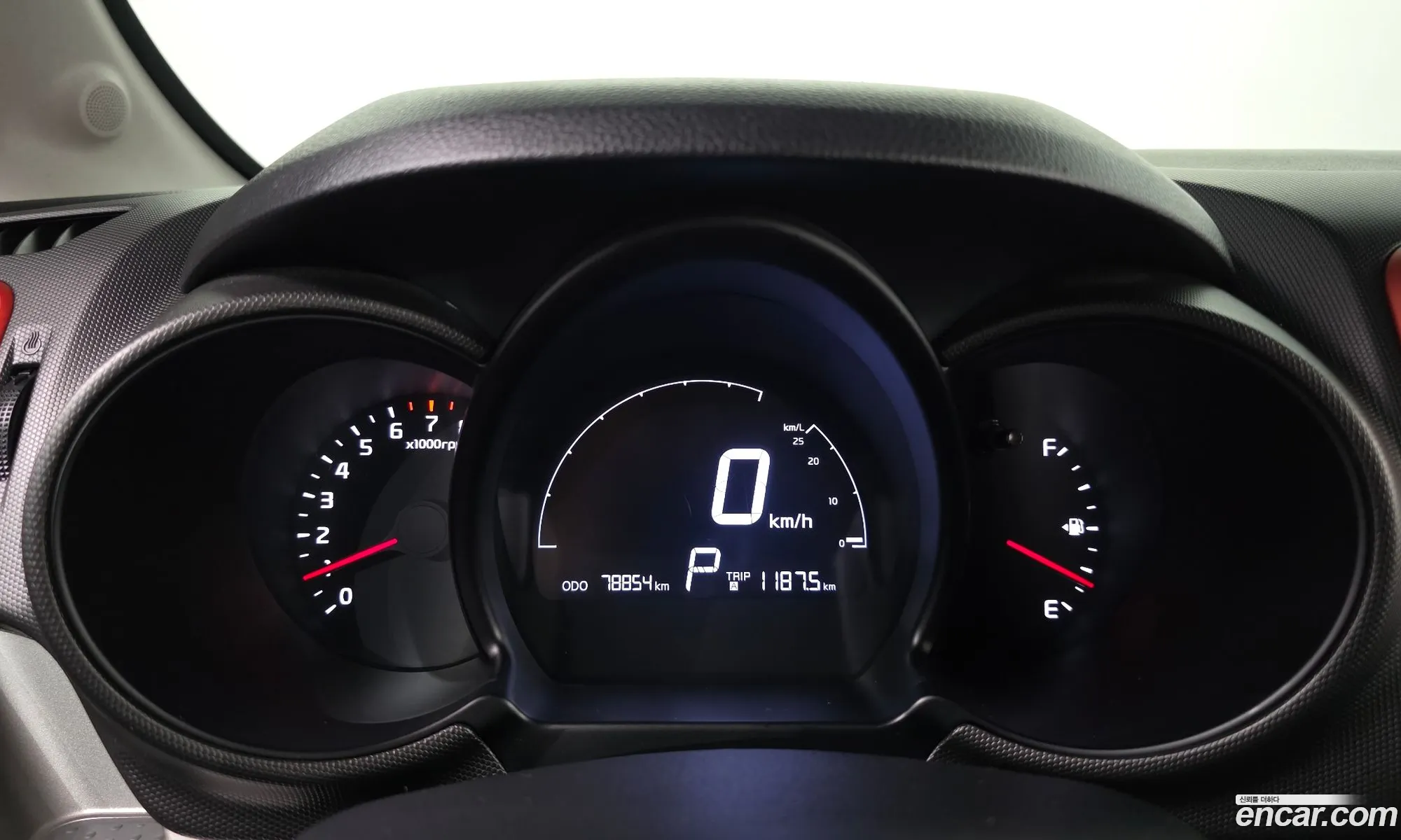 Kia Ray 2019 KNACK811BKT220749 — 4
