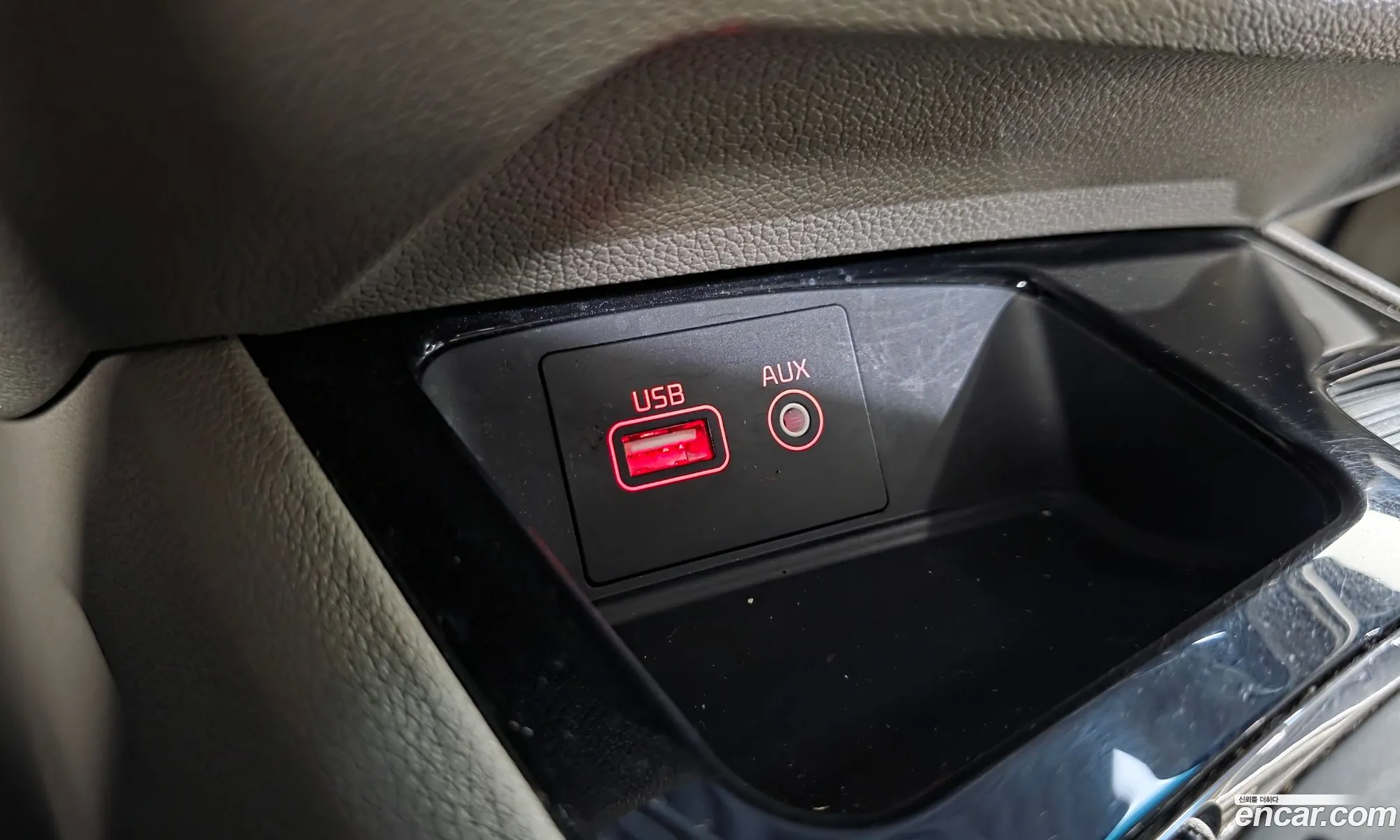 Kia Carnival 2018 KNAMD81ABJS435474 — 4