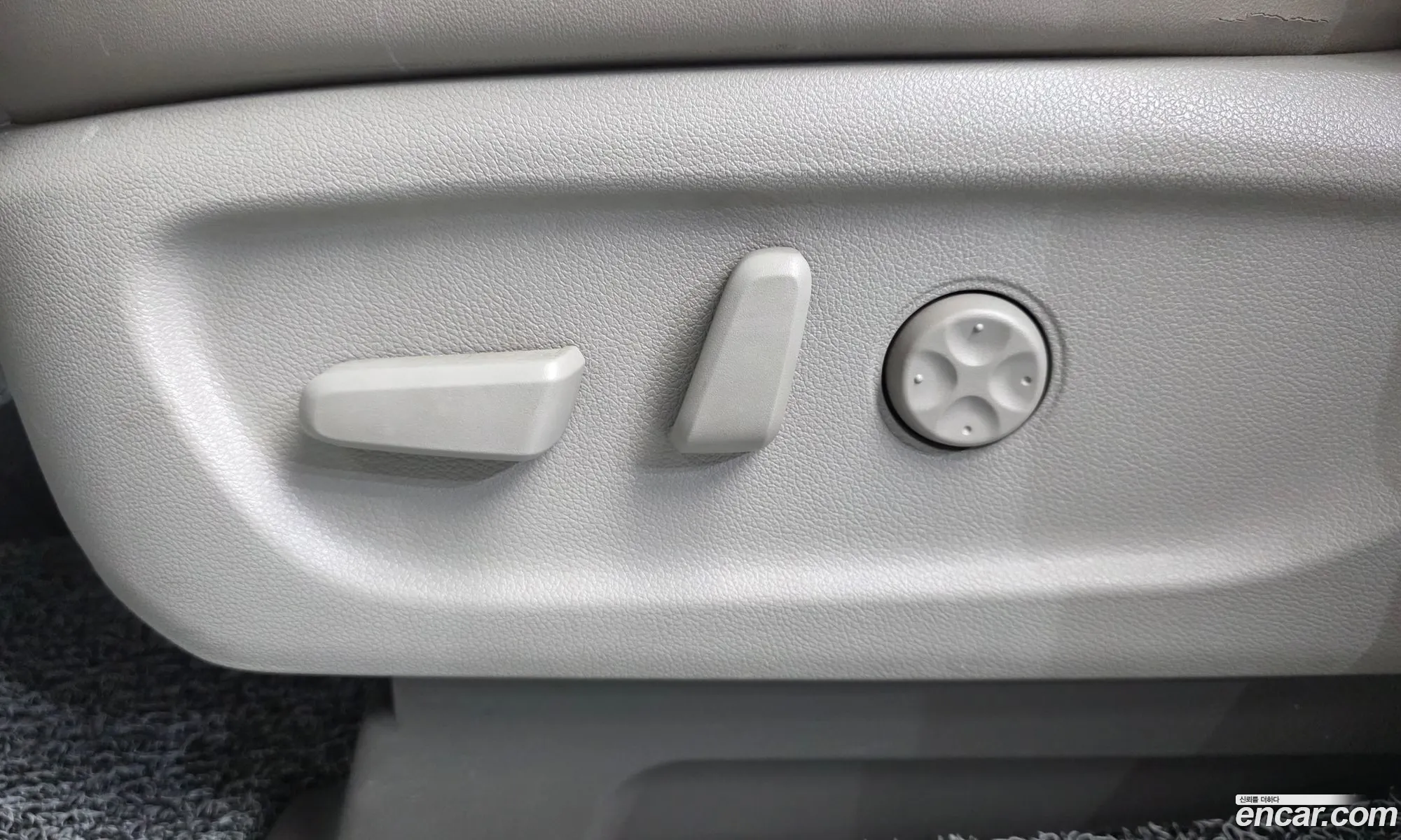 Kia Carnival 2018 KNAMD81ABJS435474 — 8
