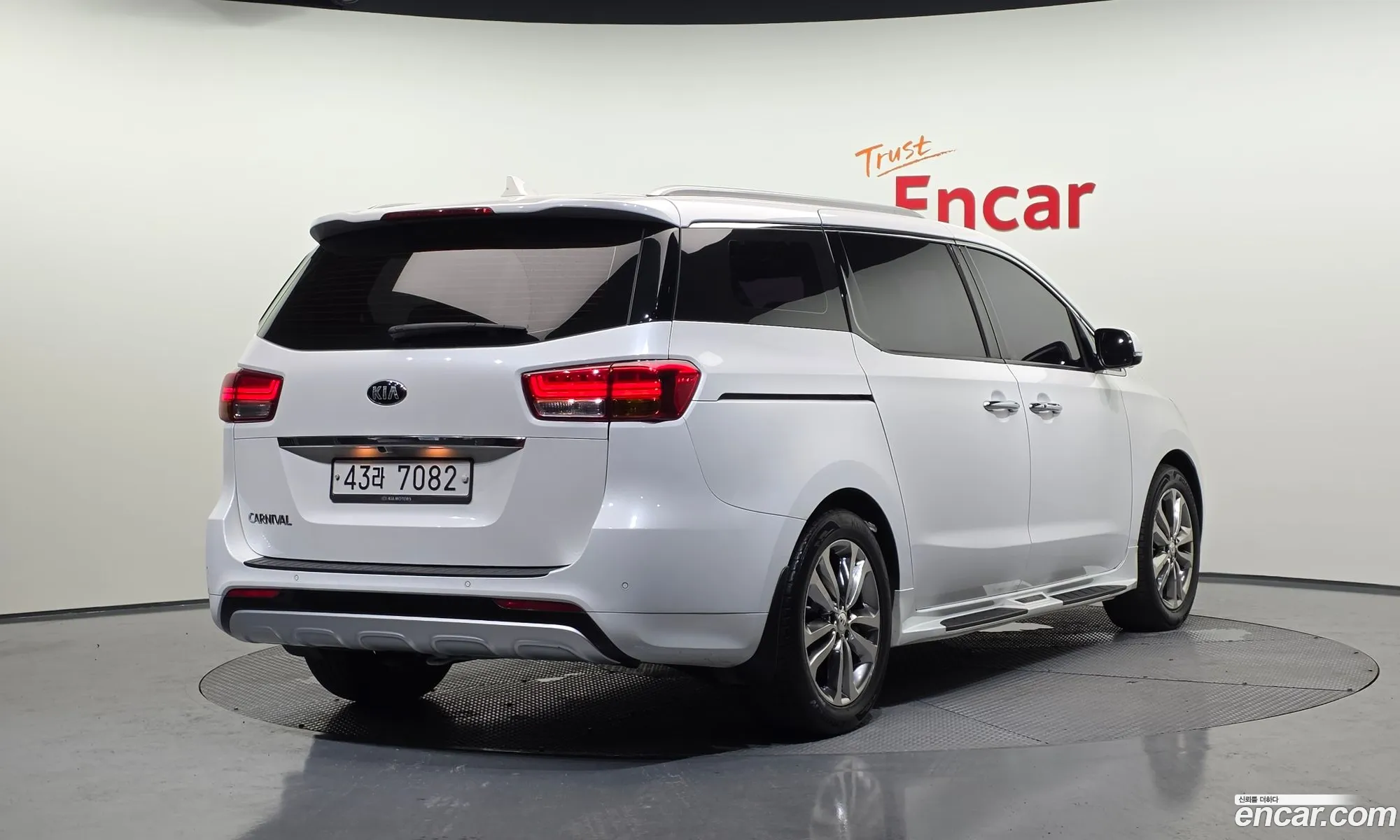 Kia Carnival 2018 KNAMD81ABJS435474 — 28