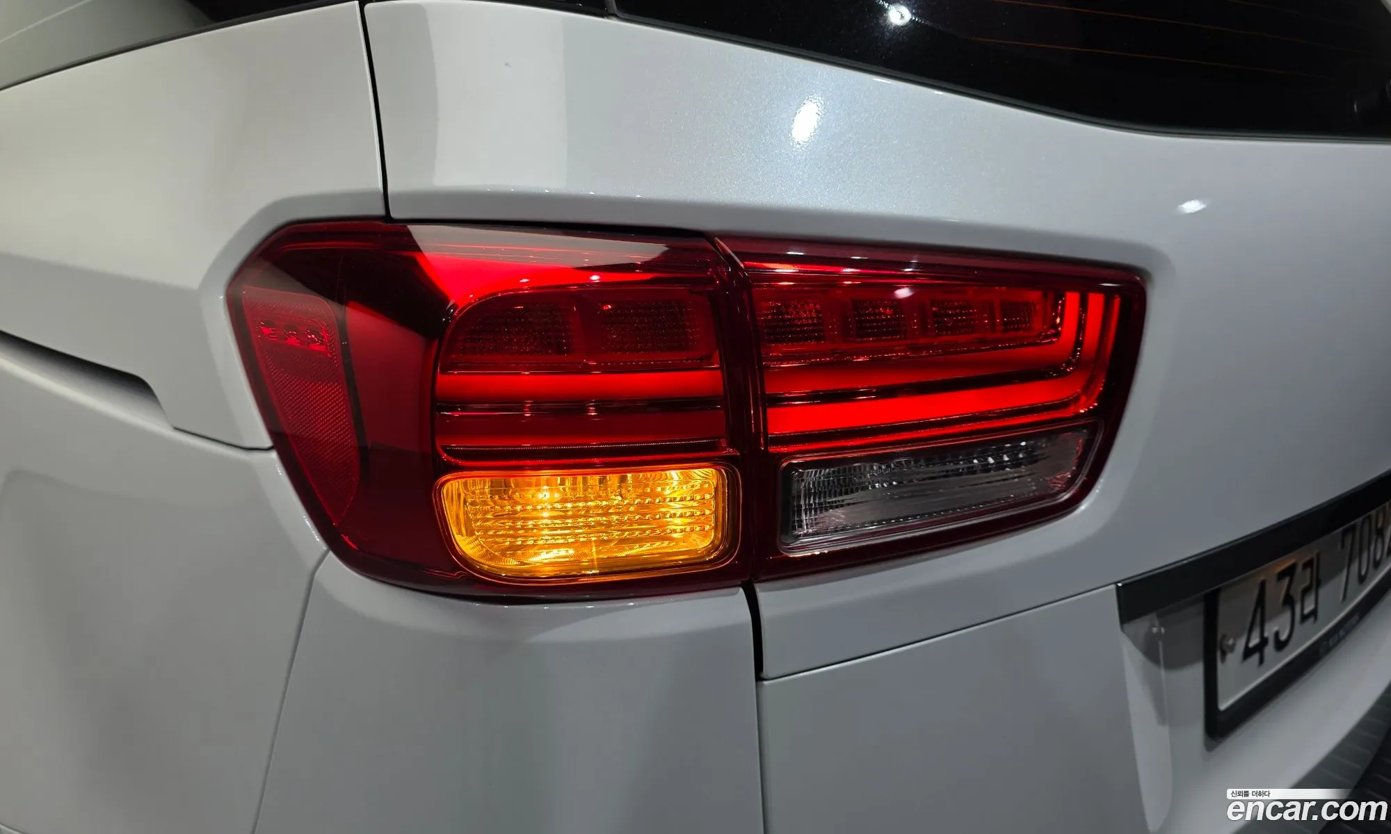 Kia Carnival 2018 KNAMD81ABJS435474 — 5