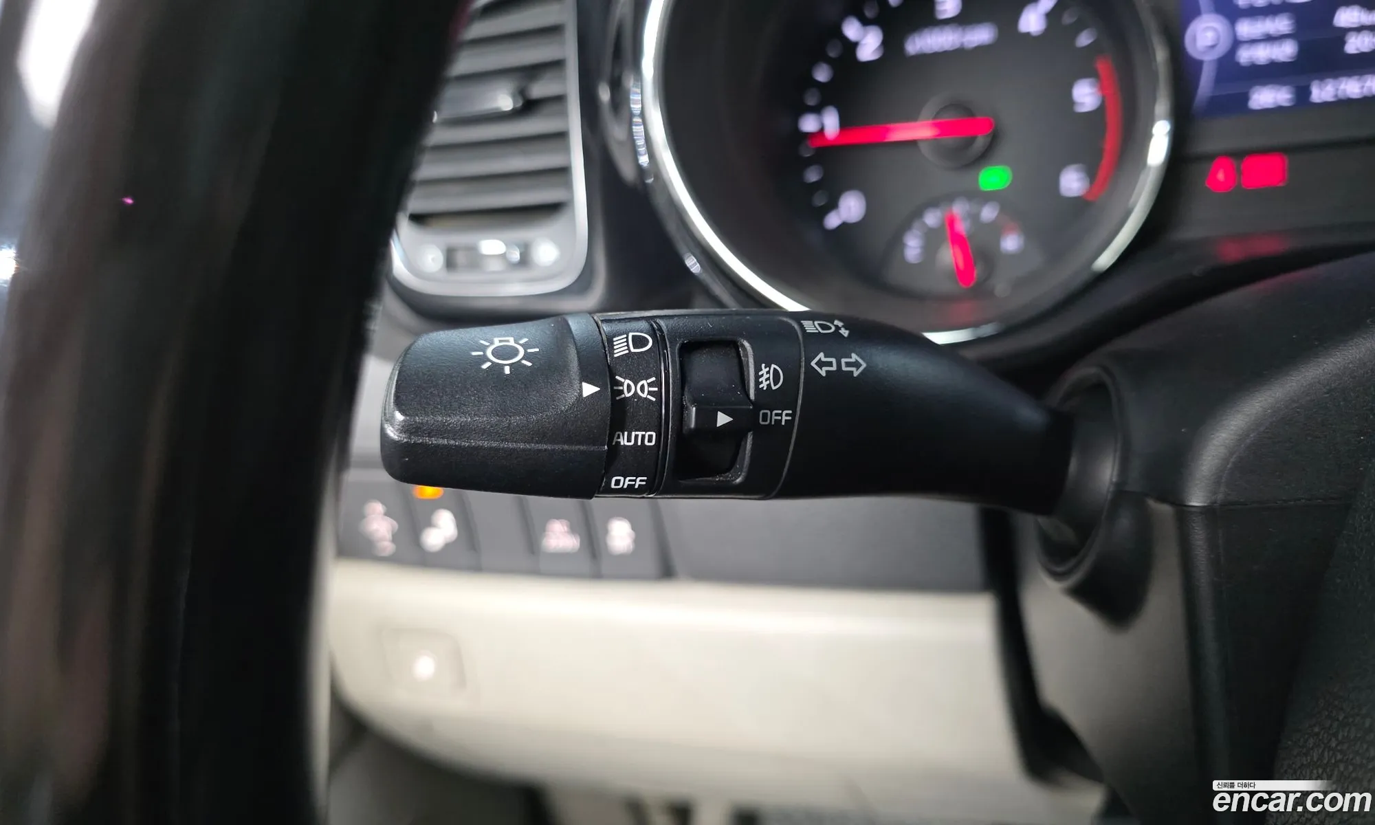 Kia Carnival 2018 KNAMD81ABJS435474 — 7