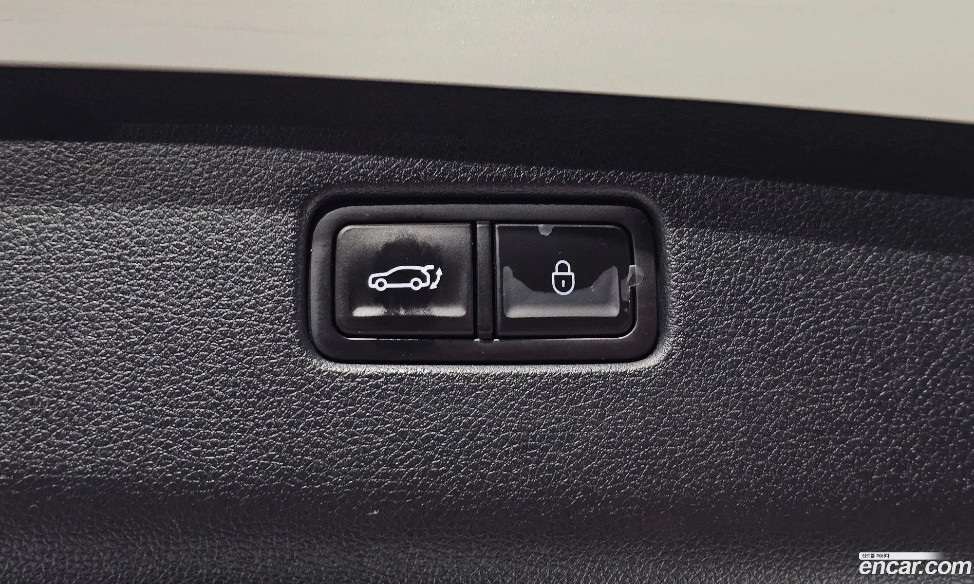 Genesis GV70 2023 KMTMA81BBPU142736 — 30