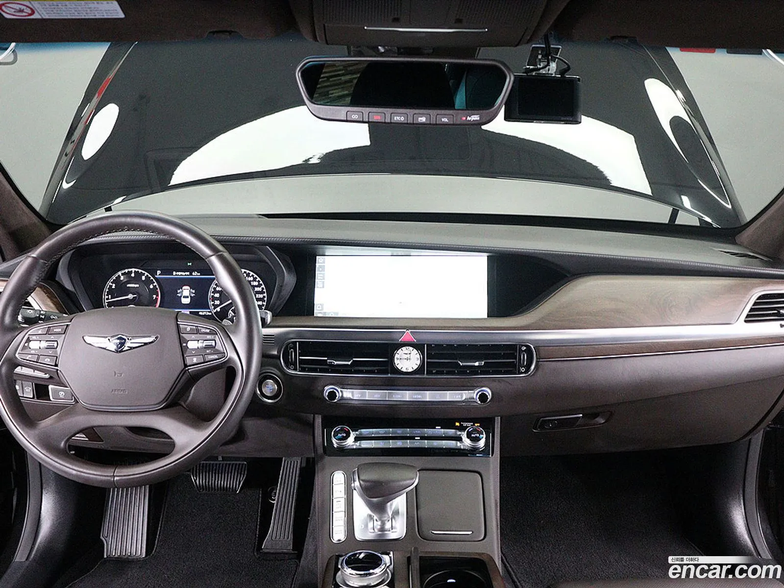 Genesis G90 2019 — 10