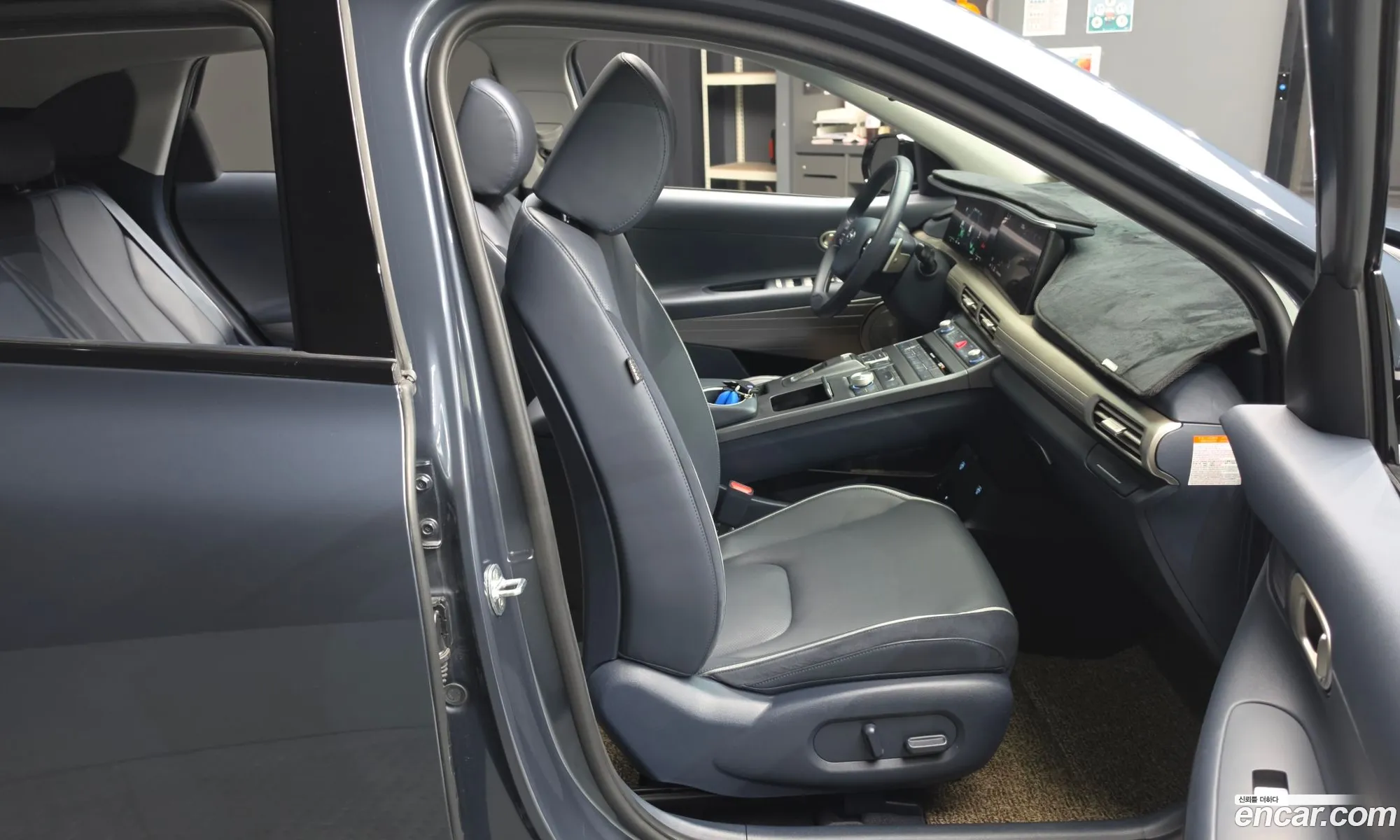 Hyundai Nexo 2020 KMHJ8816FMU011345 — 4