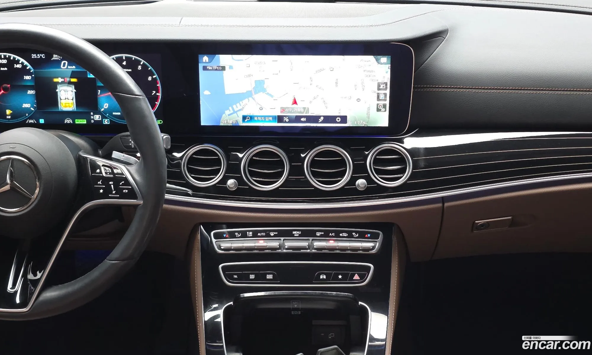 Mercedes-Benz E-Class W213 2022 — 30