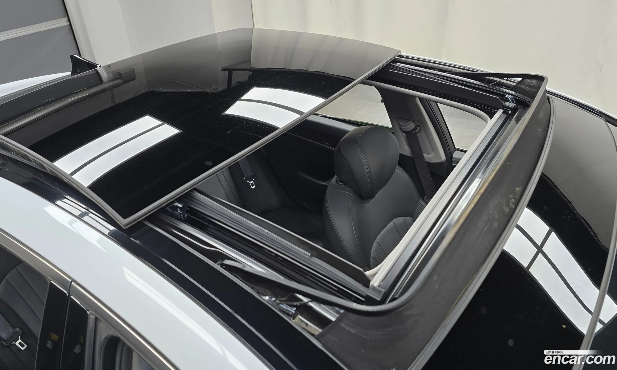 Genesis G80 2016 KMHGL41DDHU195217 — 12