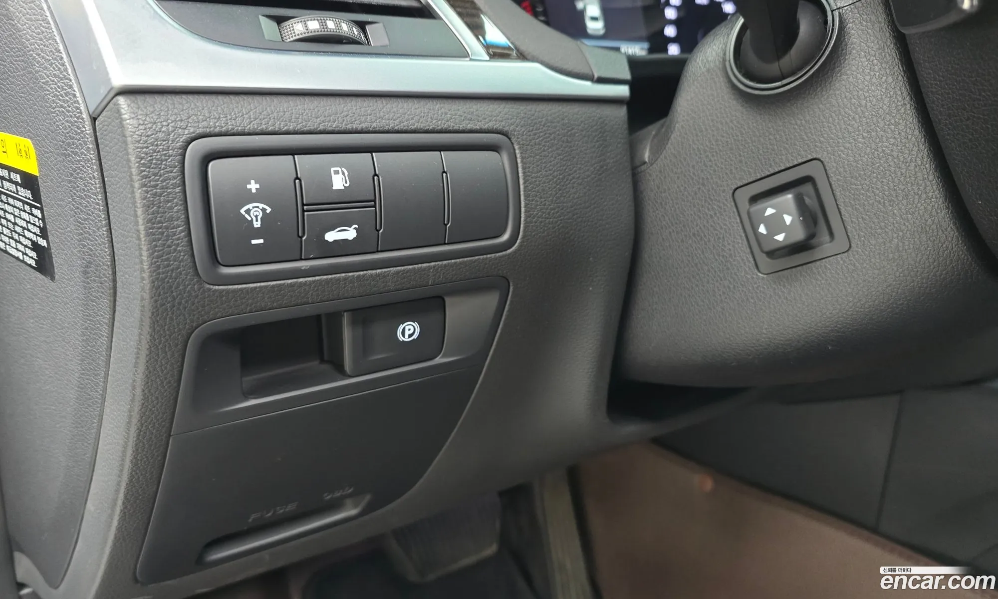 Genesis G80 2016 KMHGL41DDHU195217 — 2