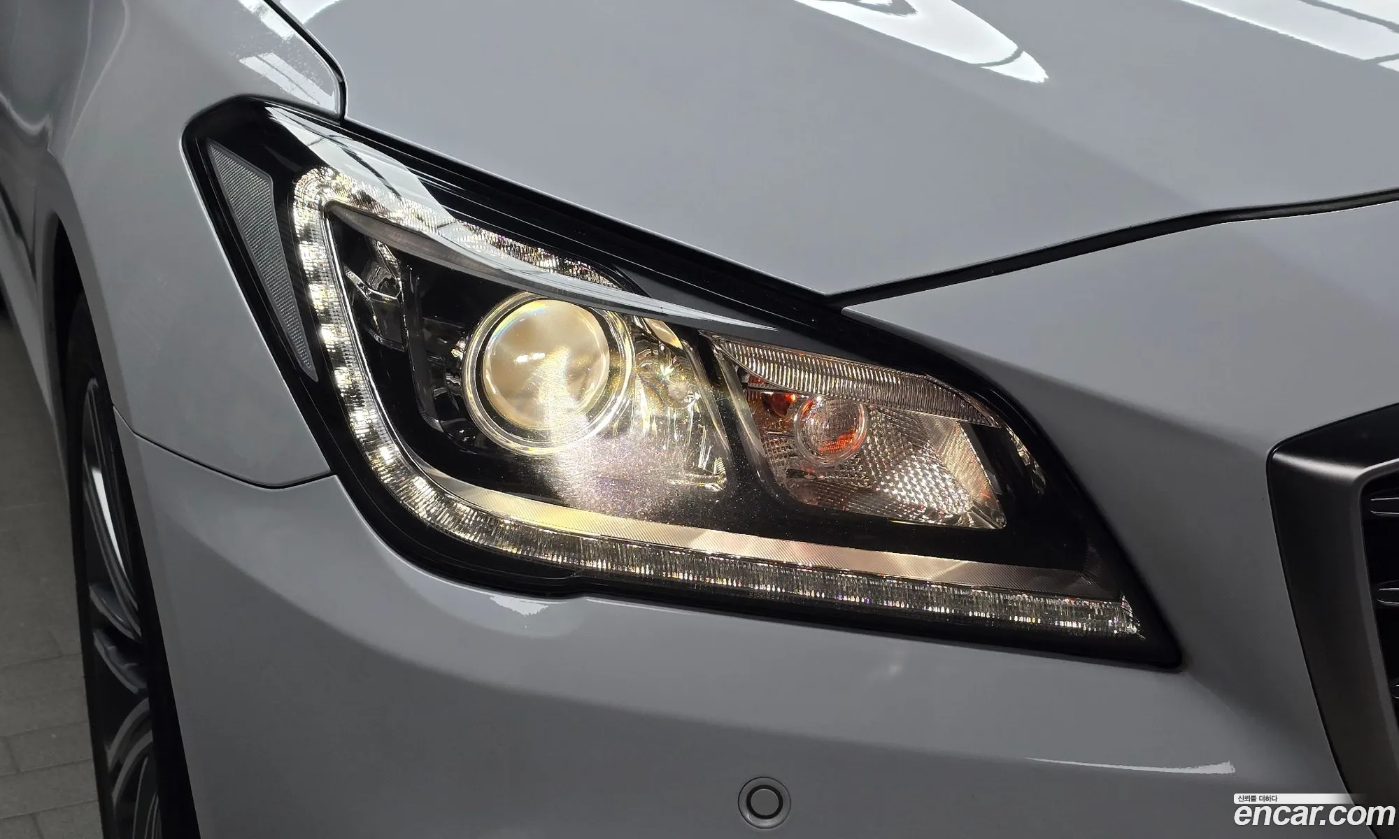 Genesis G80 2016 KMHGL41DDHU195217 — 11