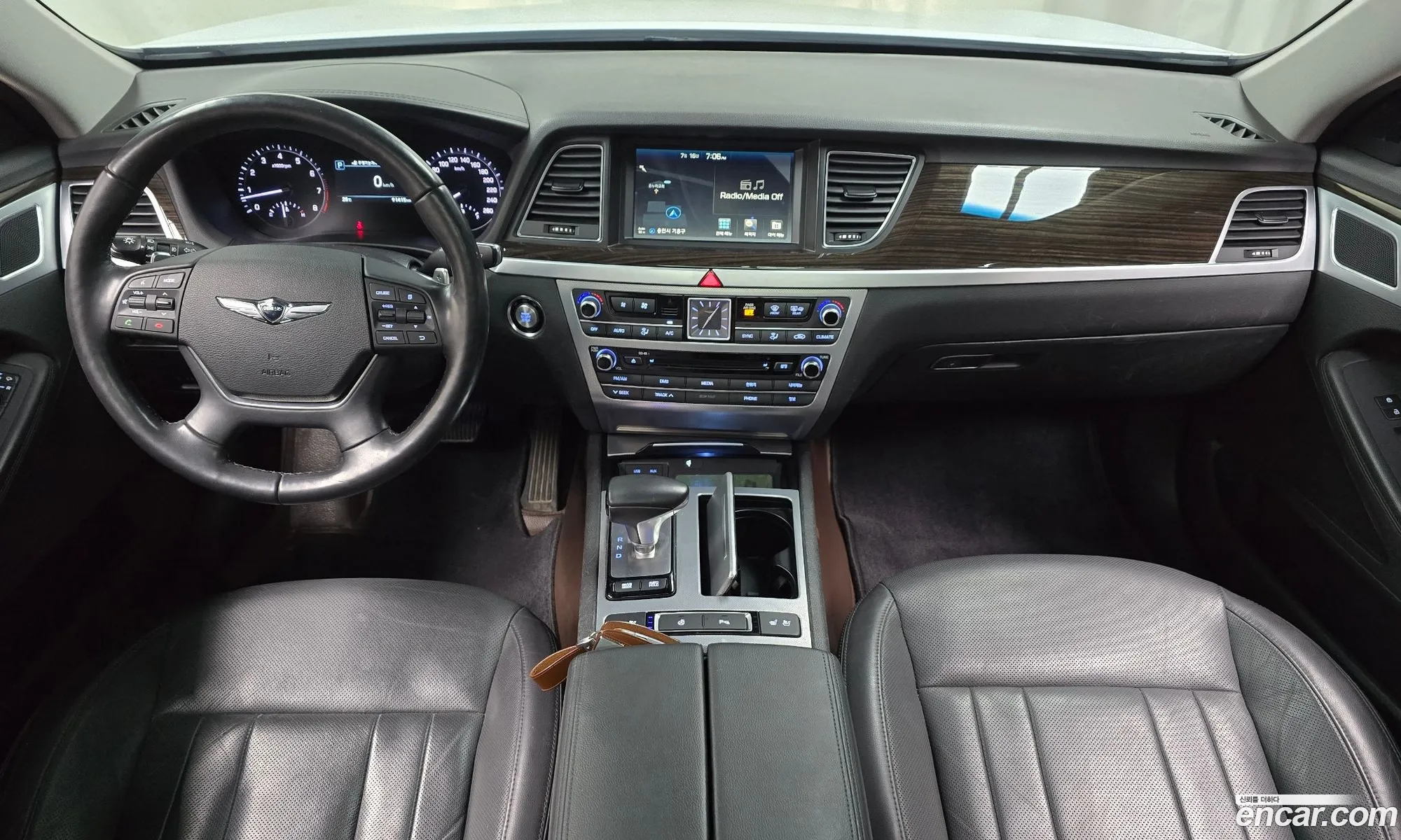 Genesis G80 2016 KMHGL41DDHU195217 — 22