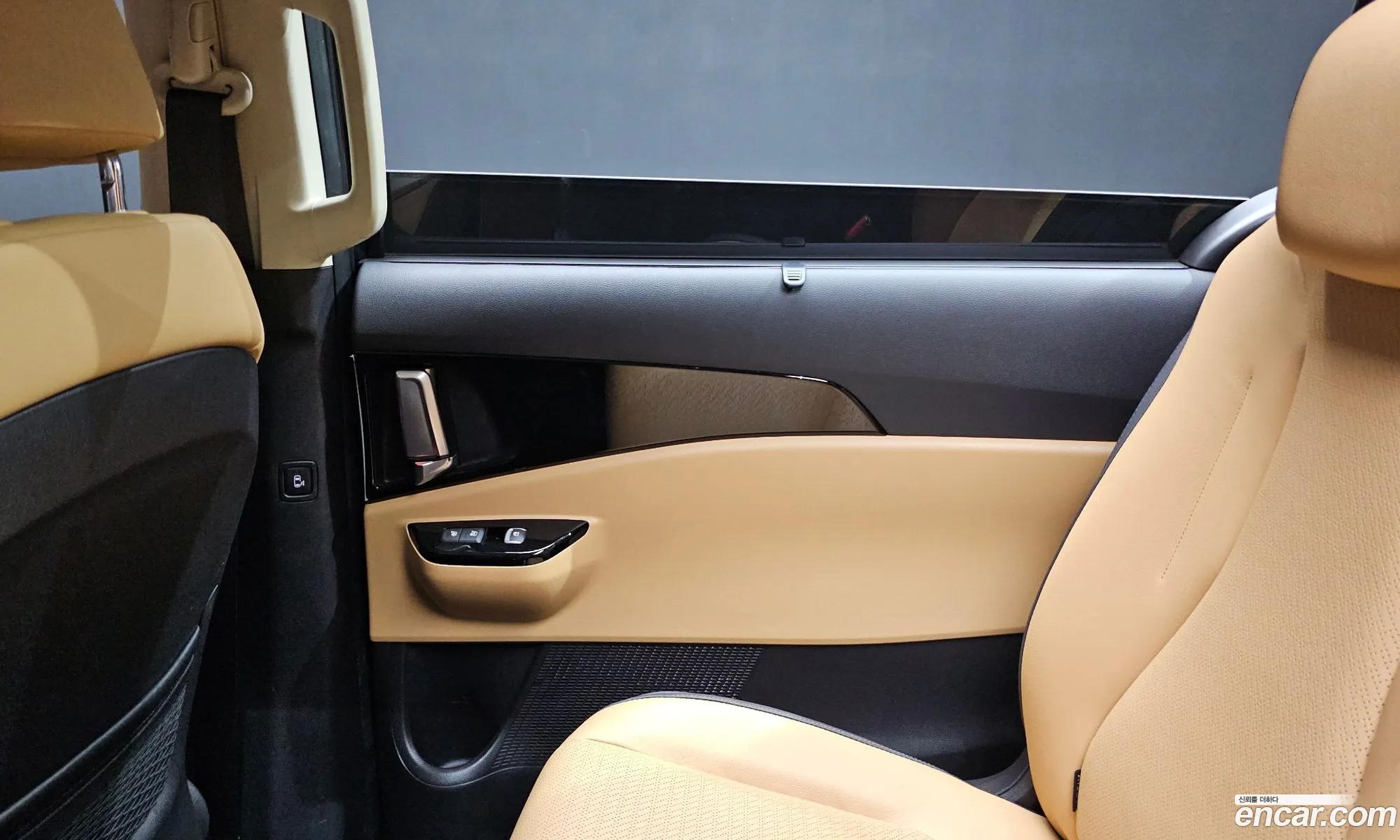 Kia Carnival 2022 KNANC81BBPS200916 — 19