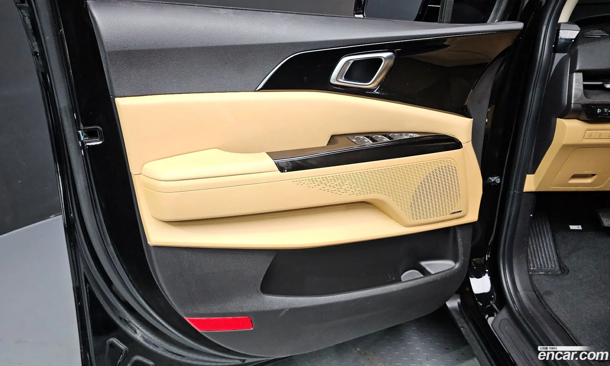 Kia Carnival 2022 KNANC81BBPS200916 — 22