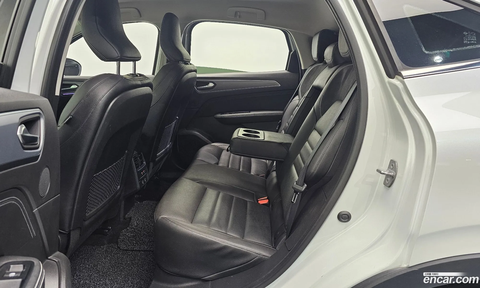 Renault Korea (Samsung) XM3 2020 KNMK5B2RMLP007027 — 27