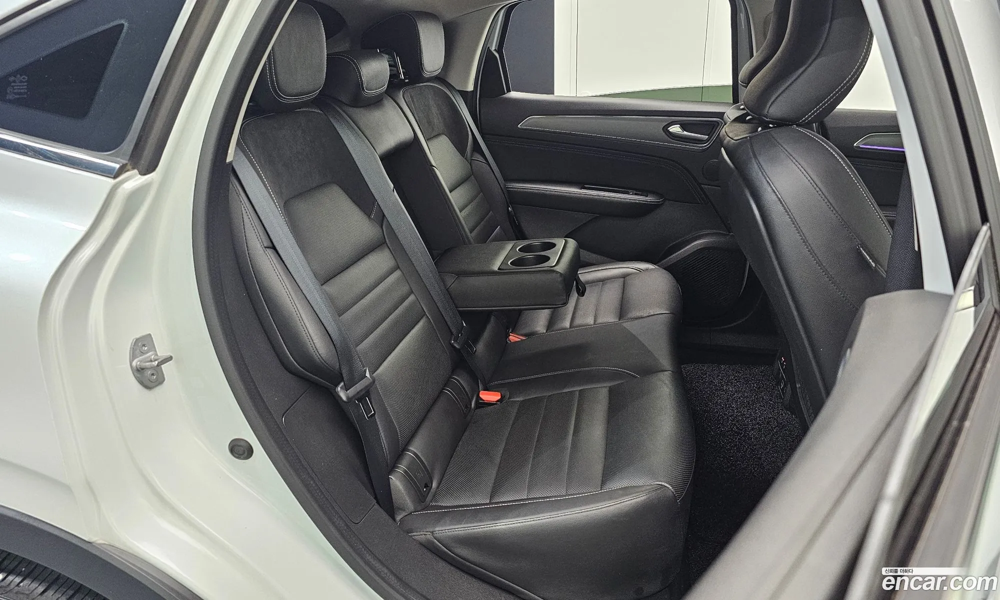 Renault Korea (Samsung) XM3 2020 KNMK5B2RMLP007027 — 28