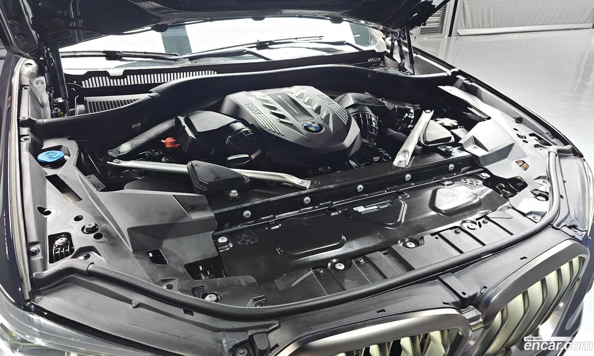 BMW X6 2020 WBACY8108M9D84324 — 16