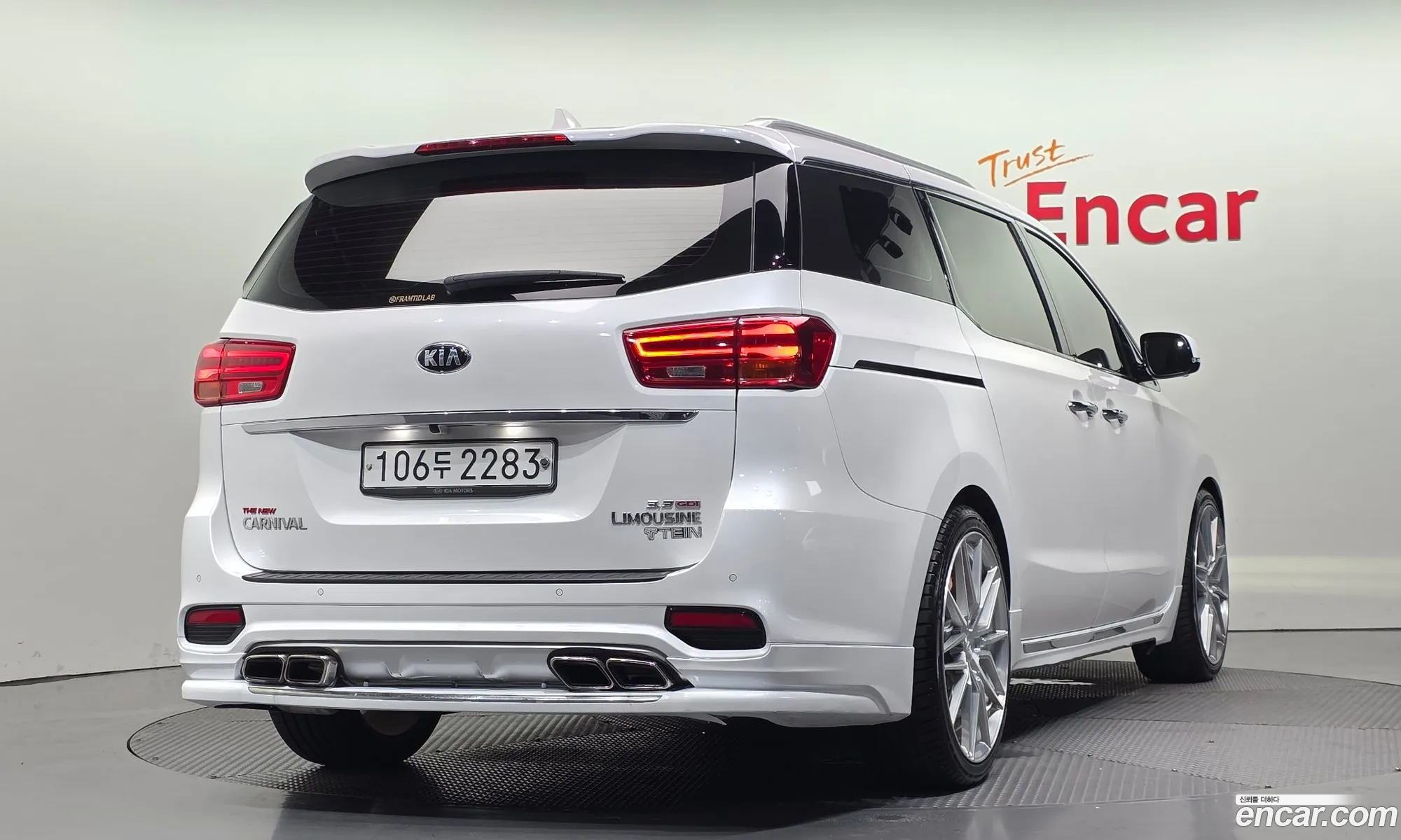 Kia Carnival 2019 KNAME811BLS635063 — 3