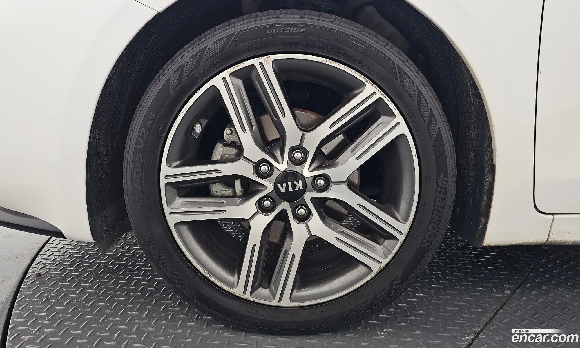 Kia K3 2018 KNAF341BEKA816119 — 28