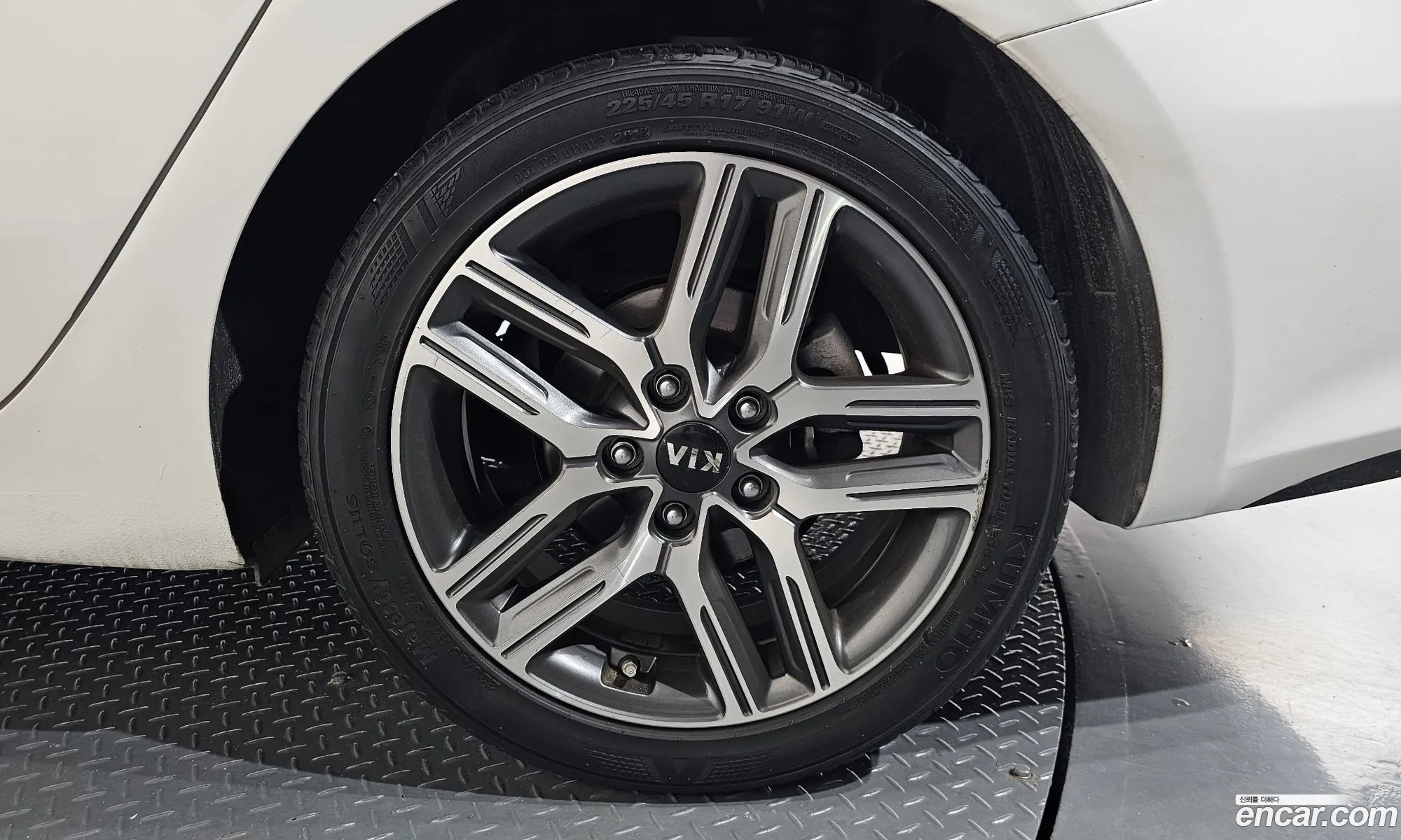 Kia K3 2018 KNAF341BEKA816119 — 17