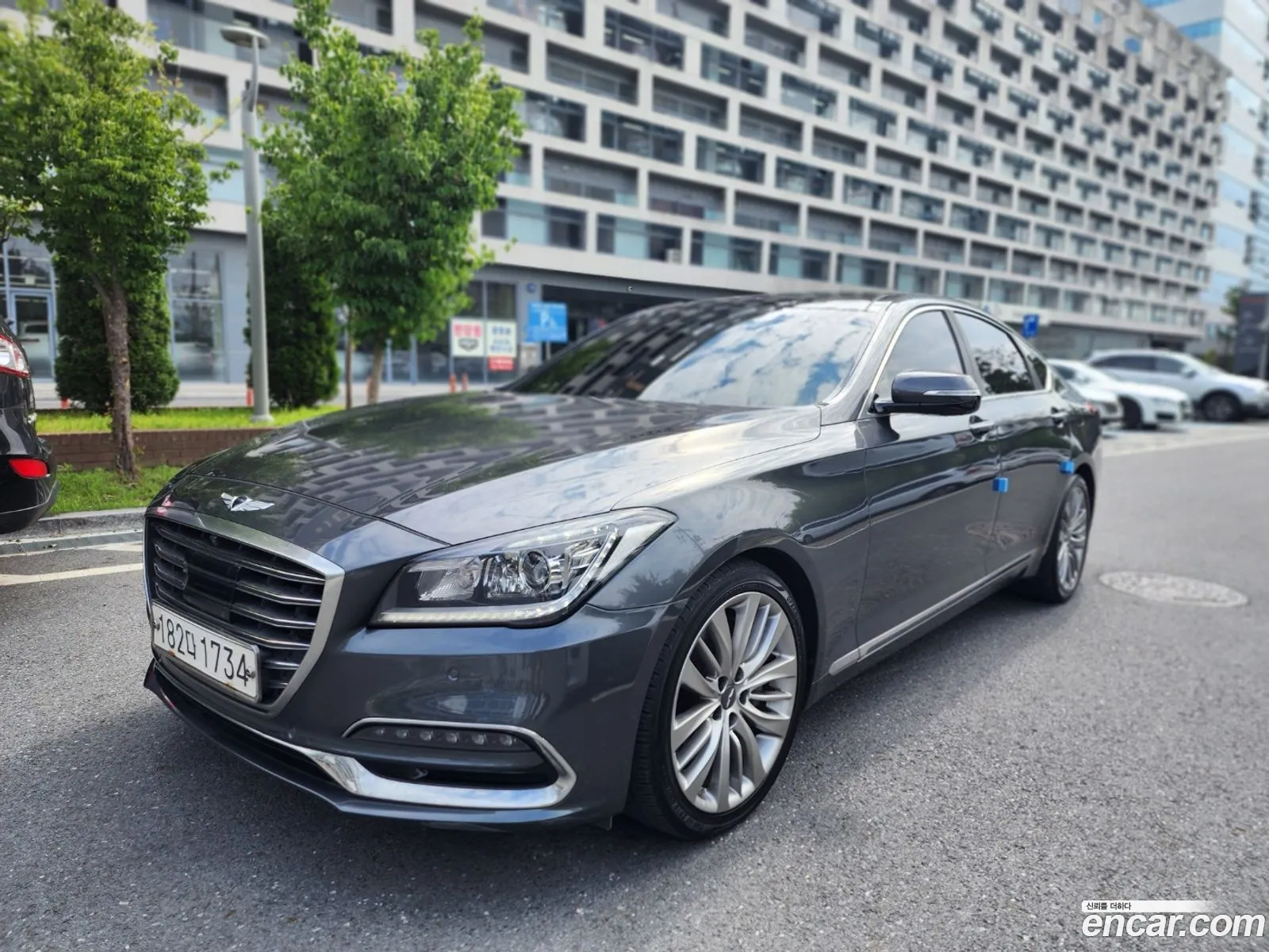 Genesis G80 2017 — 18