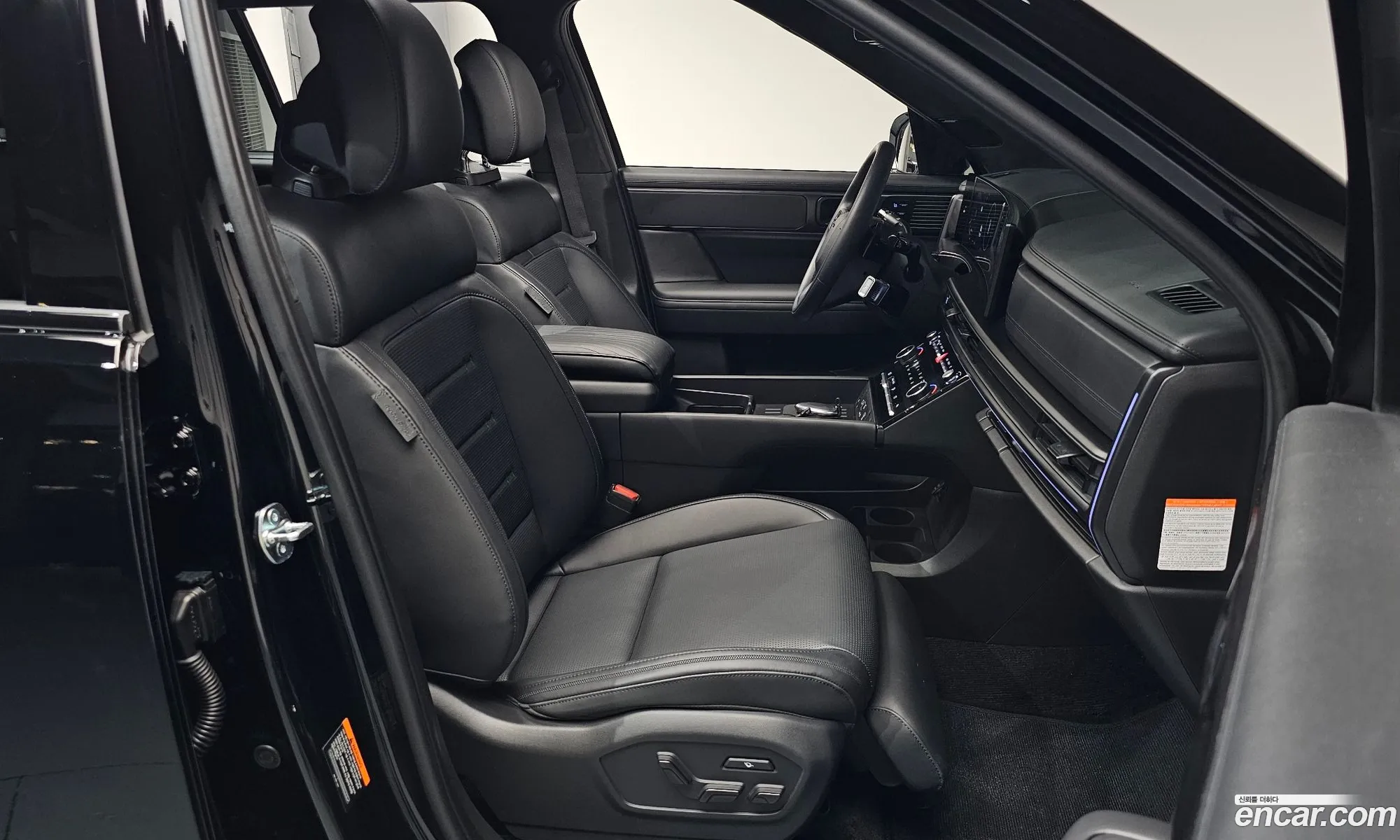 Hyundai Santa Fe 2025 — 4