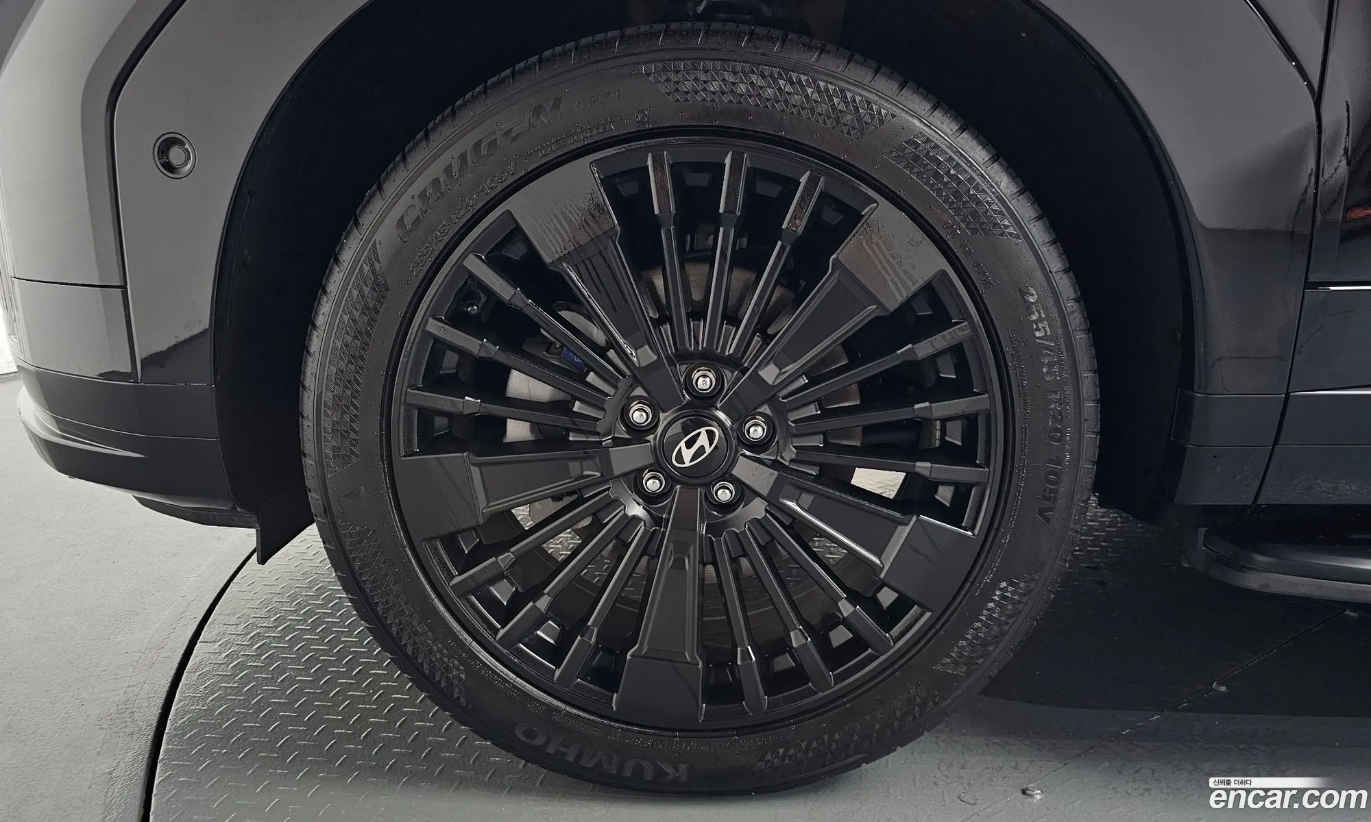 Hyundai Santa Fe 2025 — 23