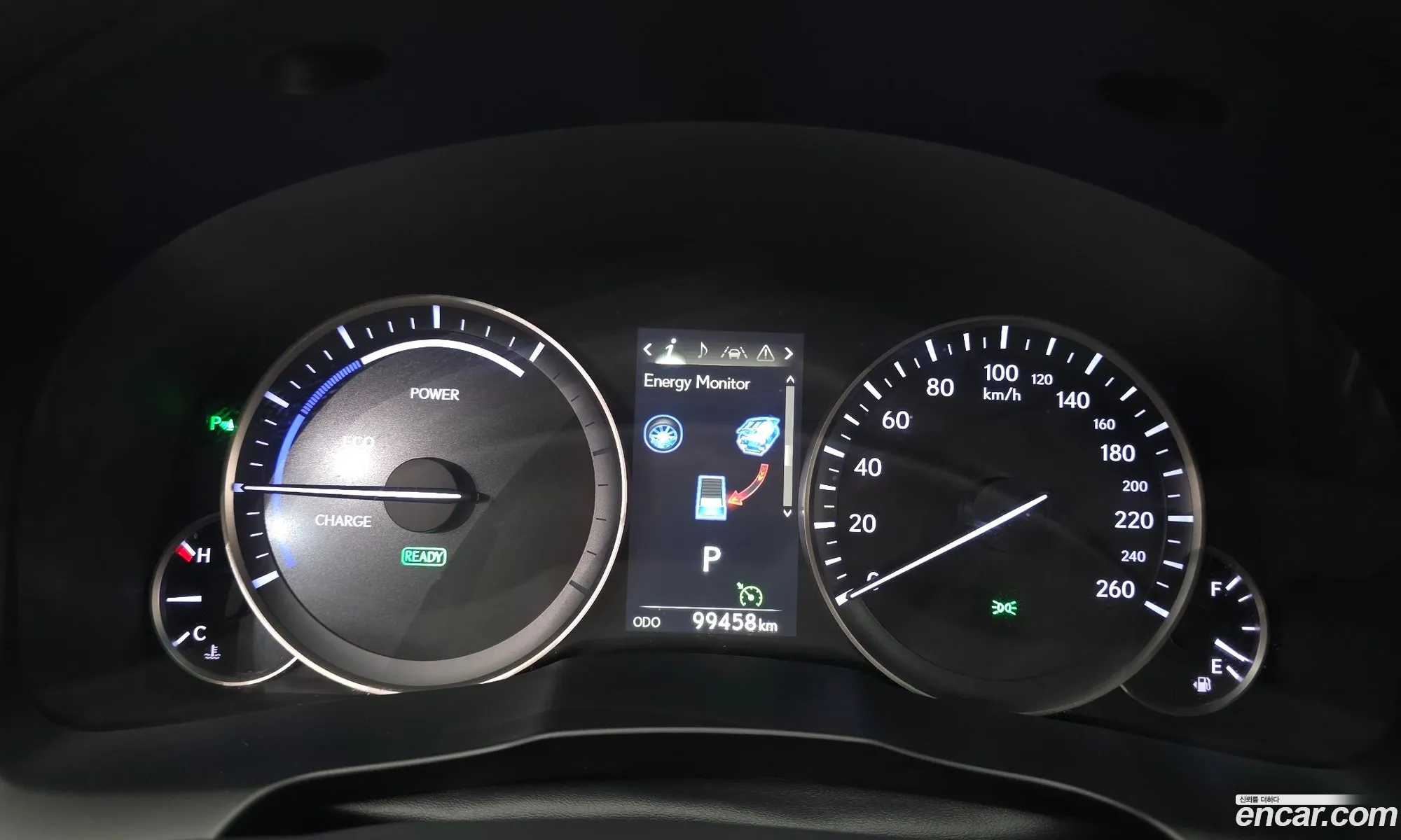 Lexus ES300h 2017 — 2