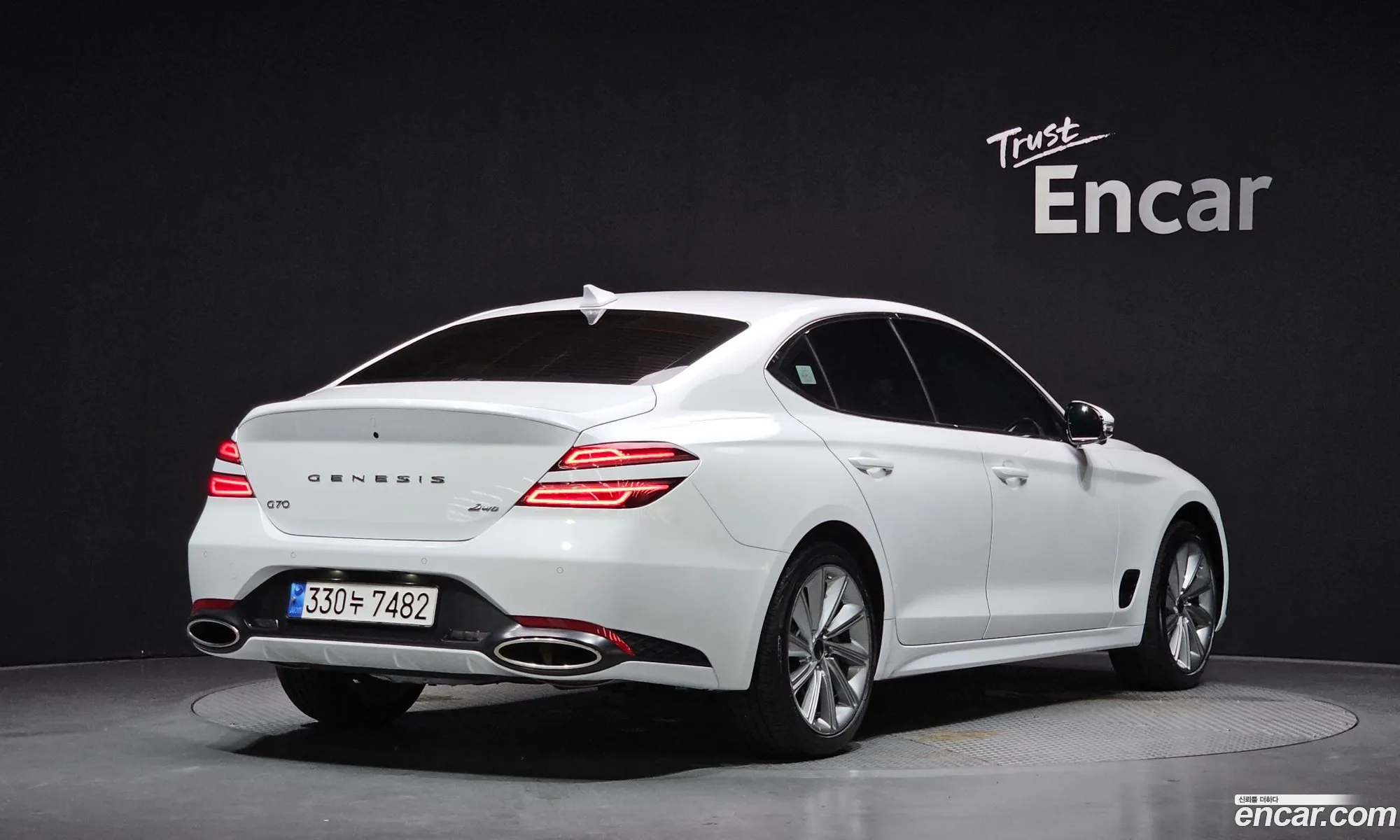 Genesis G70 2024 KMTG341CDRU145537 — 10