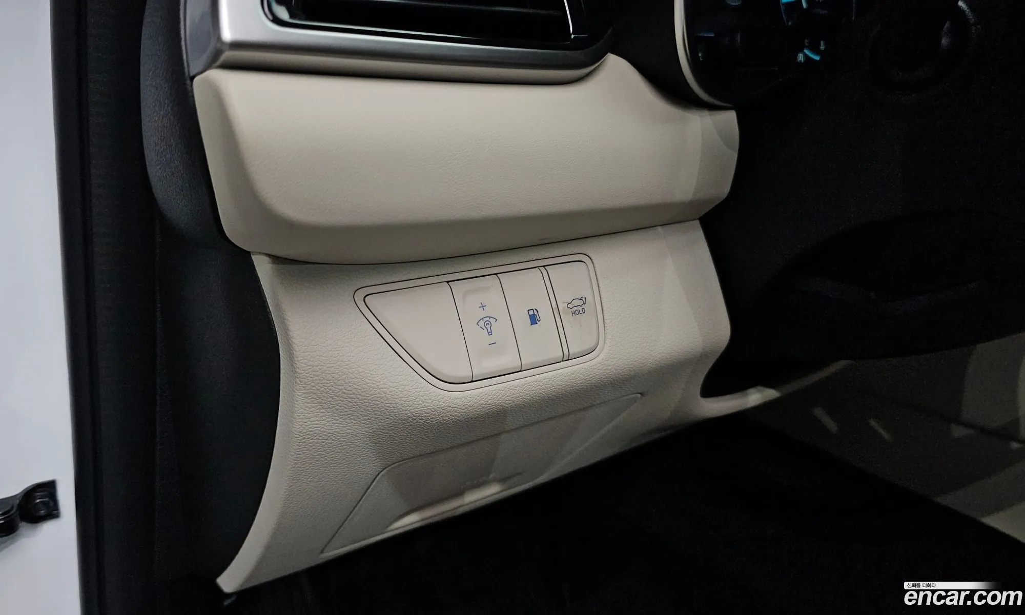 Genesis G70 2024 KMTG341CDRU145537 — 6