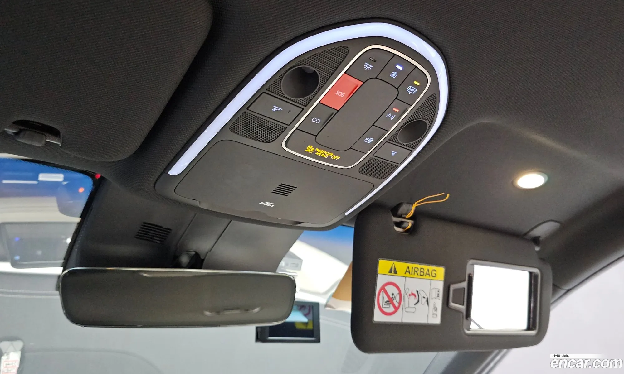 Genesis G70 2024 KMTG341CDRU145537 — 32