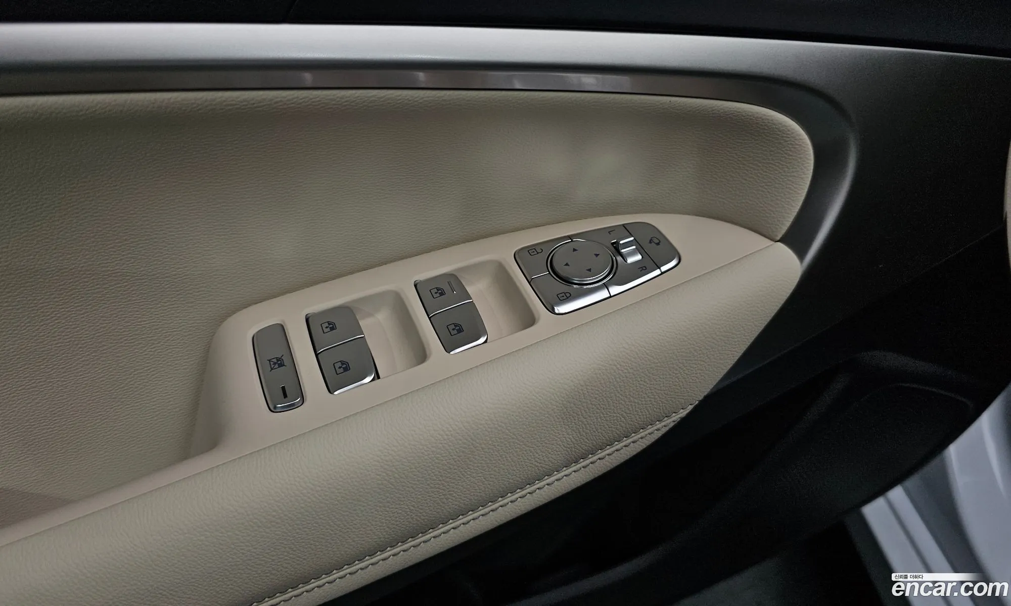 Genesis G70 2024 KMTG341CDRU145537 — 13