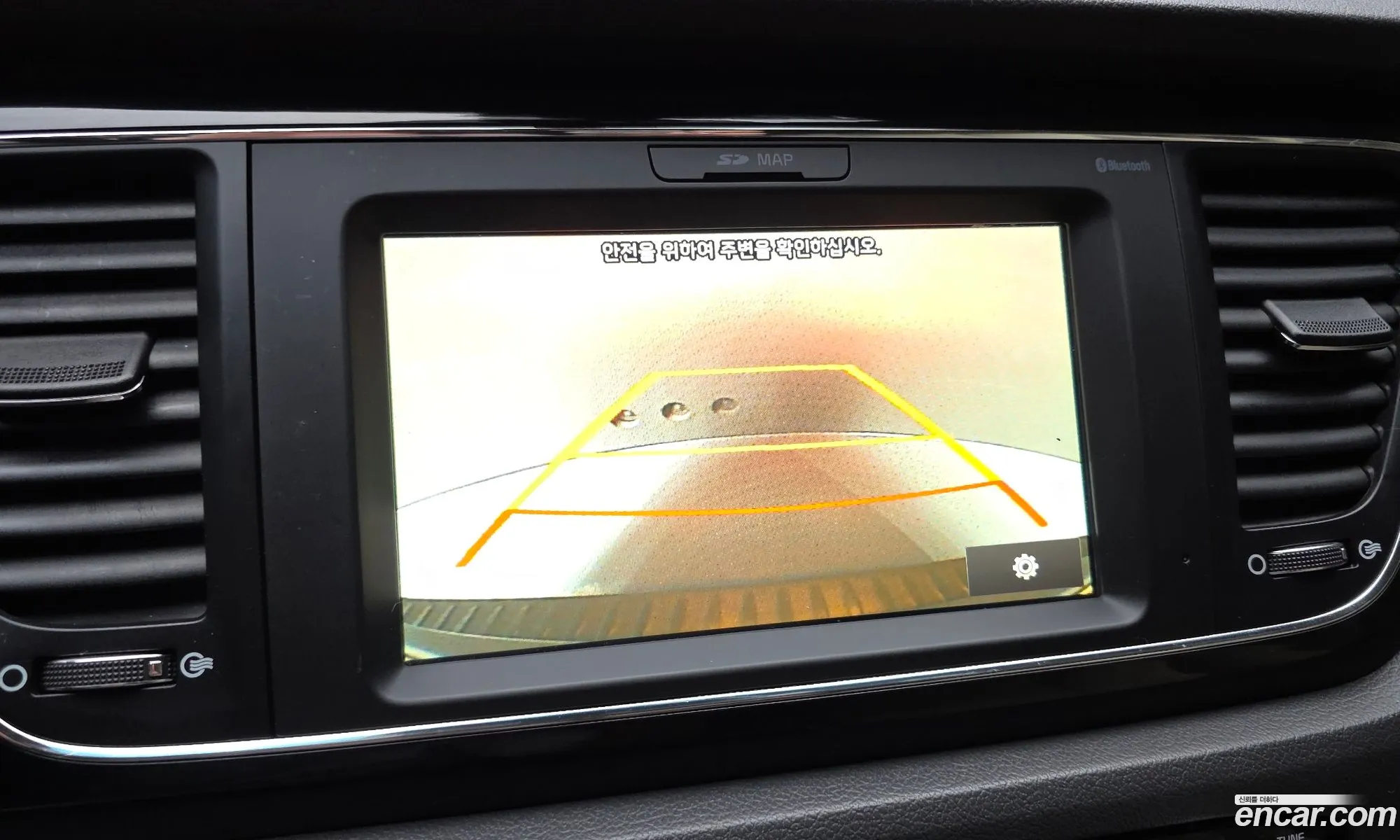 Kia Carnival 2016 KNAMB81ABHS252453 — 19