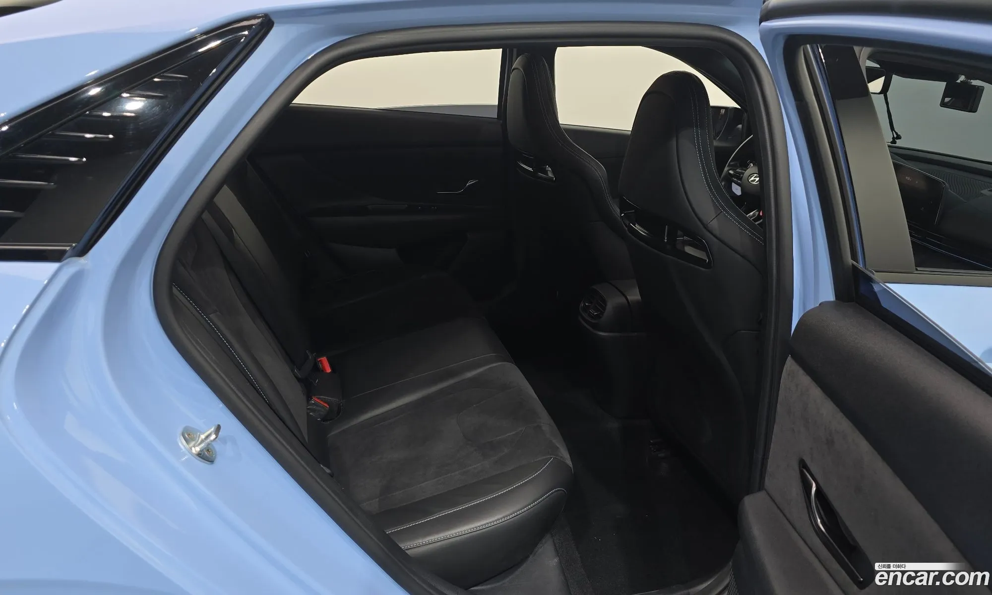 Hyundai Elantra 2021 — 16