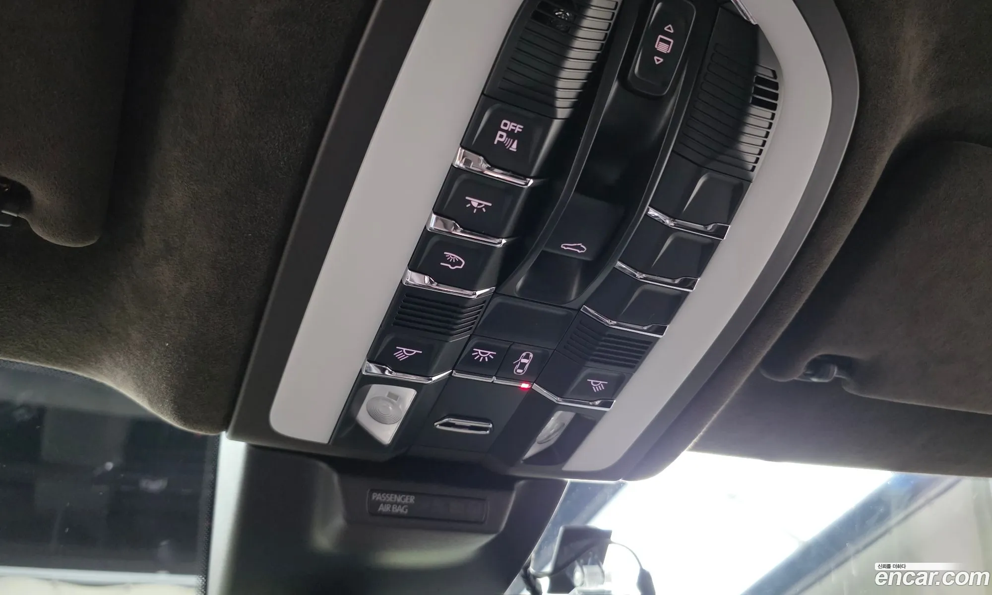 Porsche Macan 2020 WP1AG2959LLB65198 — 25